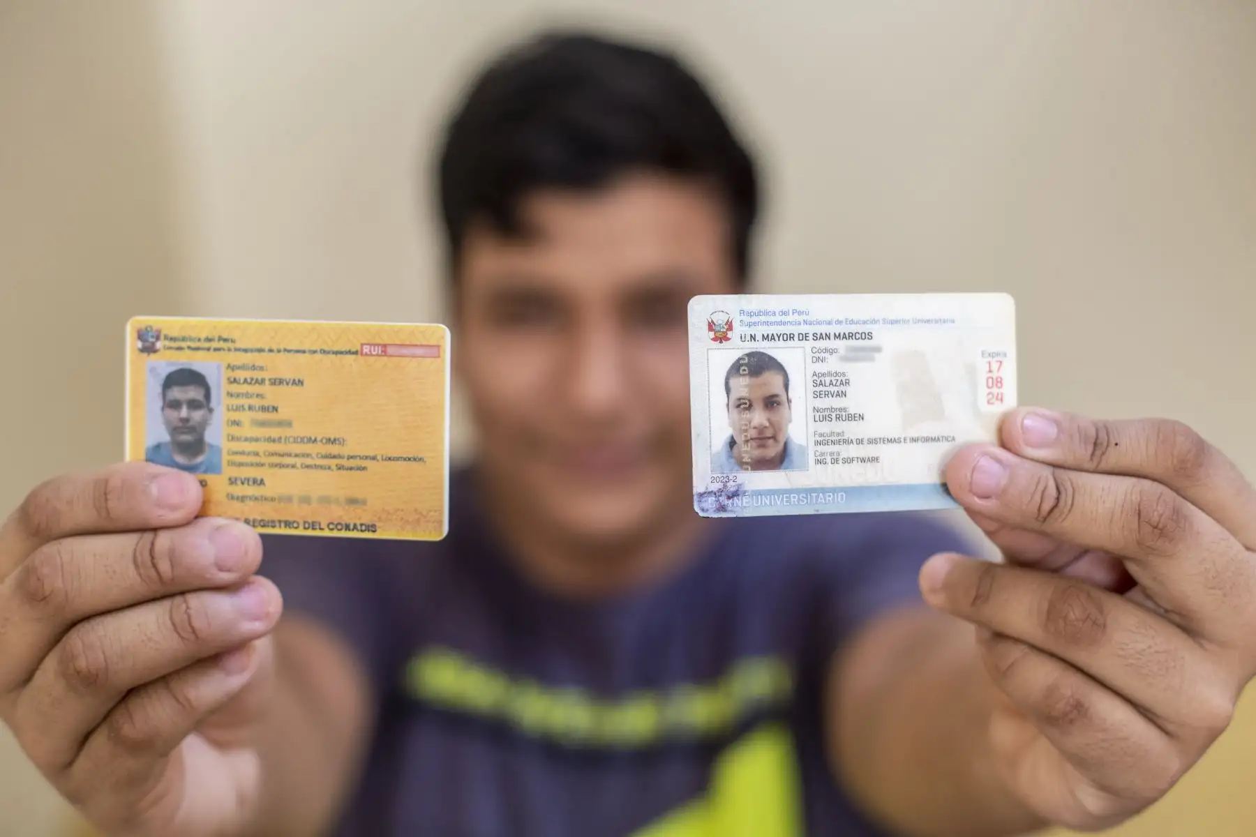 Tres años después, 37 sesiones de quimioterapia y una cirugía que finalizó con la colocación de una prótesis, él está sano y estudia ingeniería de software en la Universidad Nacional Mayor de San Marcos.
Foto:EsSalud