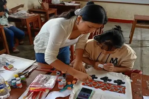 Ejemplo a seguir: Joven estudiante de COAR dicta talleres en Saposoa - San Martín