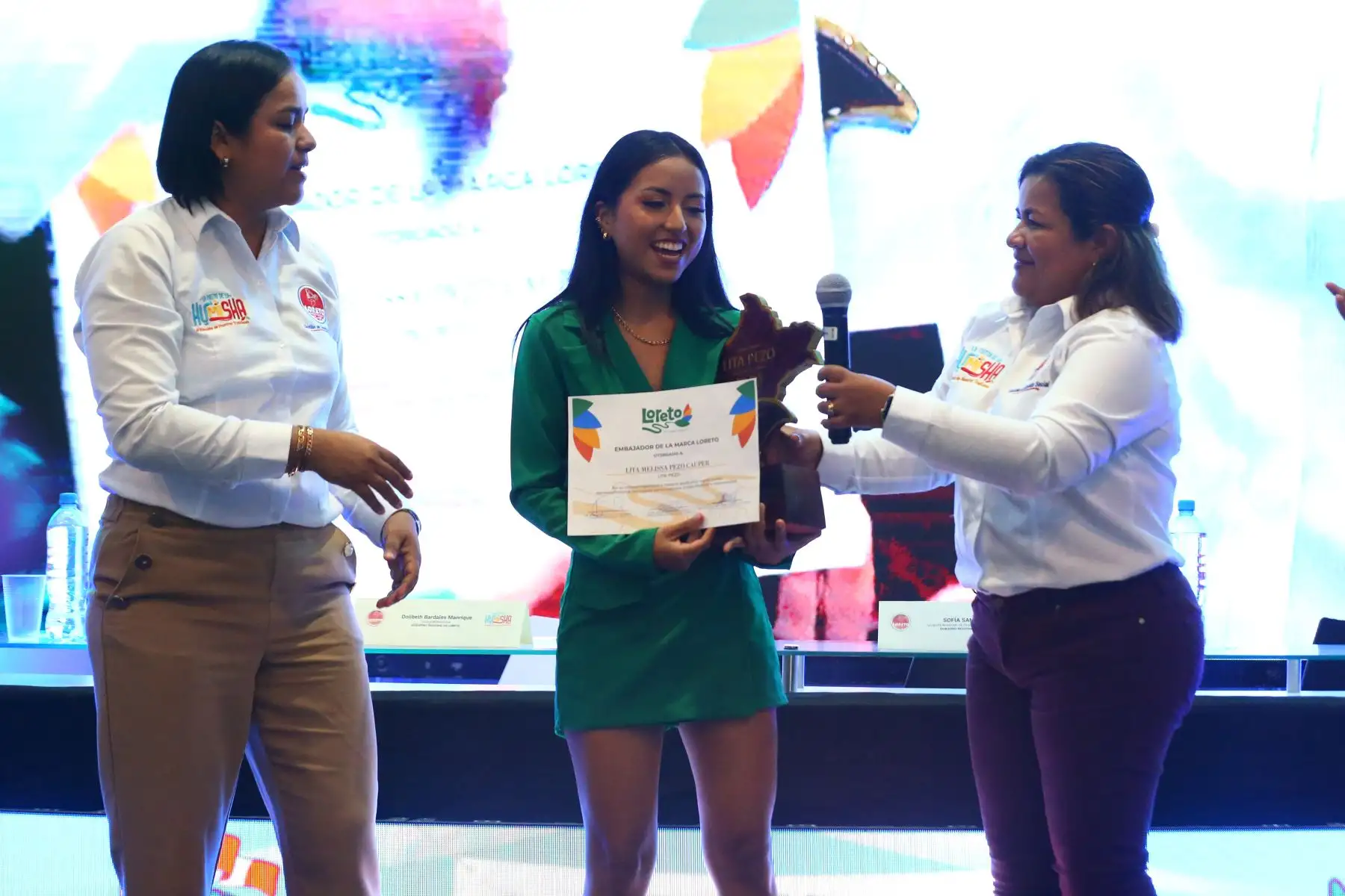 El Gobierno Regional de Loreto, a través de la Gerencia Regional de Comercio Exterior y Turismo (Gercetur), en articulación con los gobiernos municipales de Iquitos Metropolitano y el sector privado, viene organizando las actividades para celebrar a lo grande el carnaval amazónico, que este año se denominará: “Carnaval Loreto: La Fiesta de la Humisha 2024”. En la imagen, la cantante Lita Pezo.
Foto: ANDINA/Eddy Ramos
