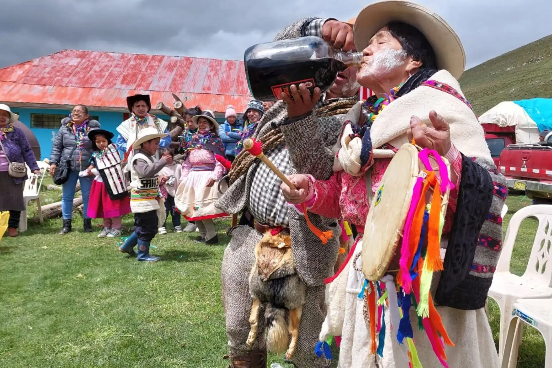 Huancayo. En el distrito de Óndores en la provincia de Junín se realizó la Octava Herranza Samblacina como parte de los carnavales del presente año, la fiesta se vivió con desbordante algarabía y colorido. Foto: Difusión
