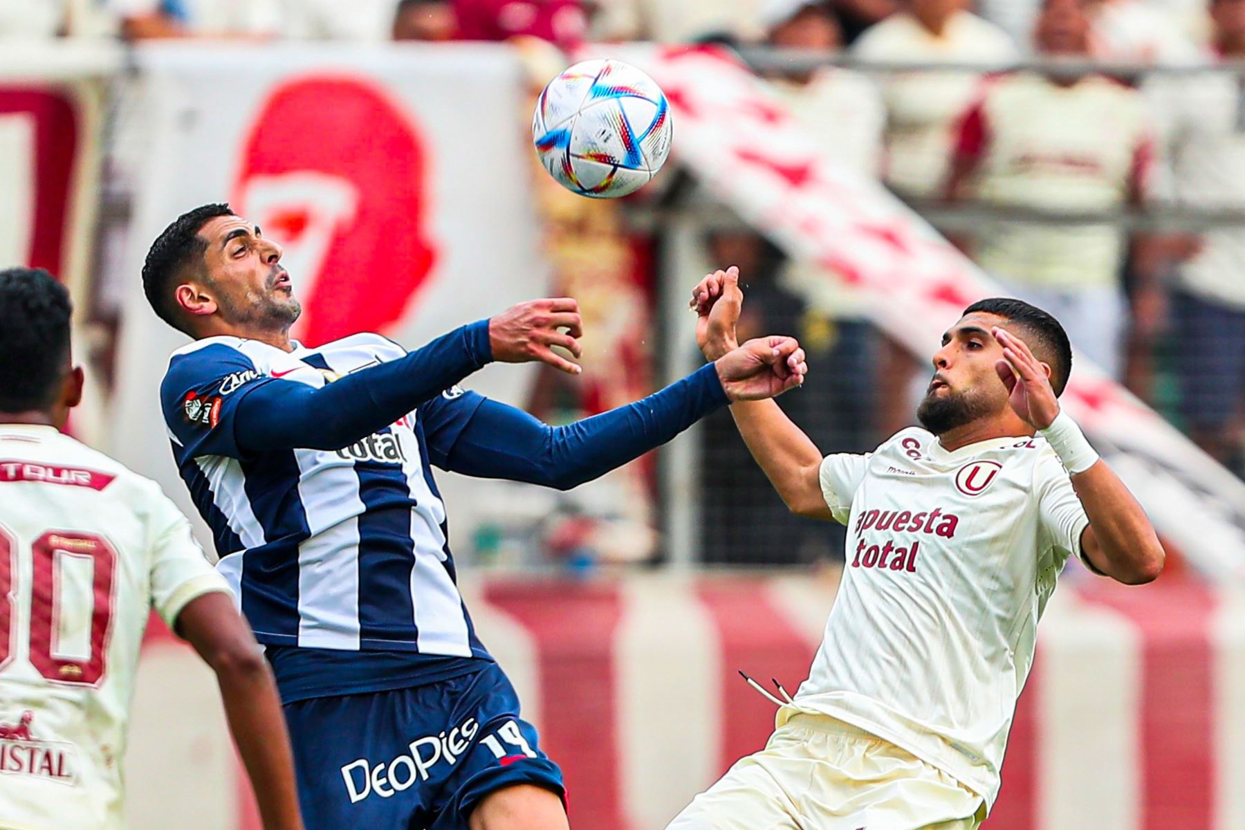 Alianza Lima Vs Universitario: Los Clásicos Más Recordados Del Fútbol ...