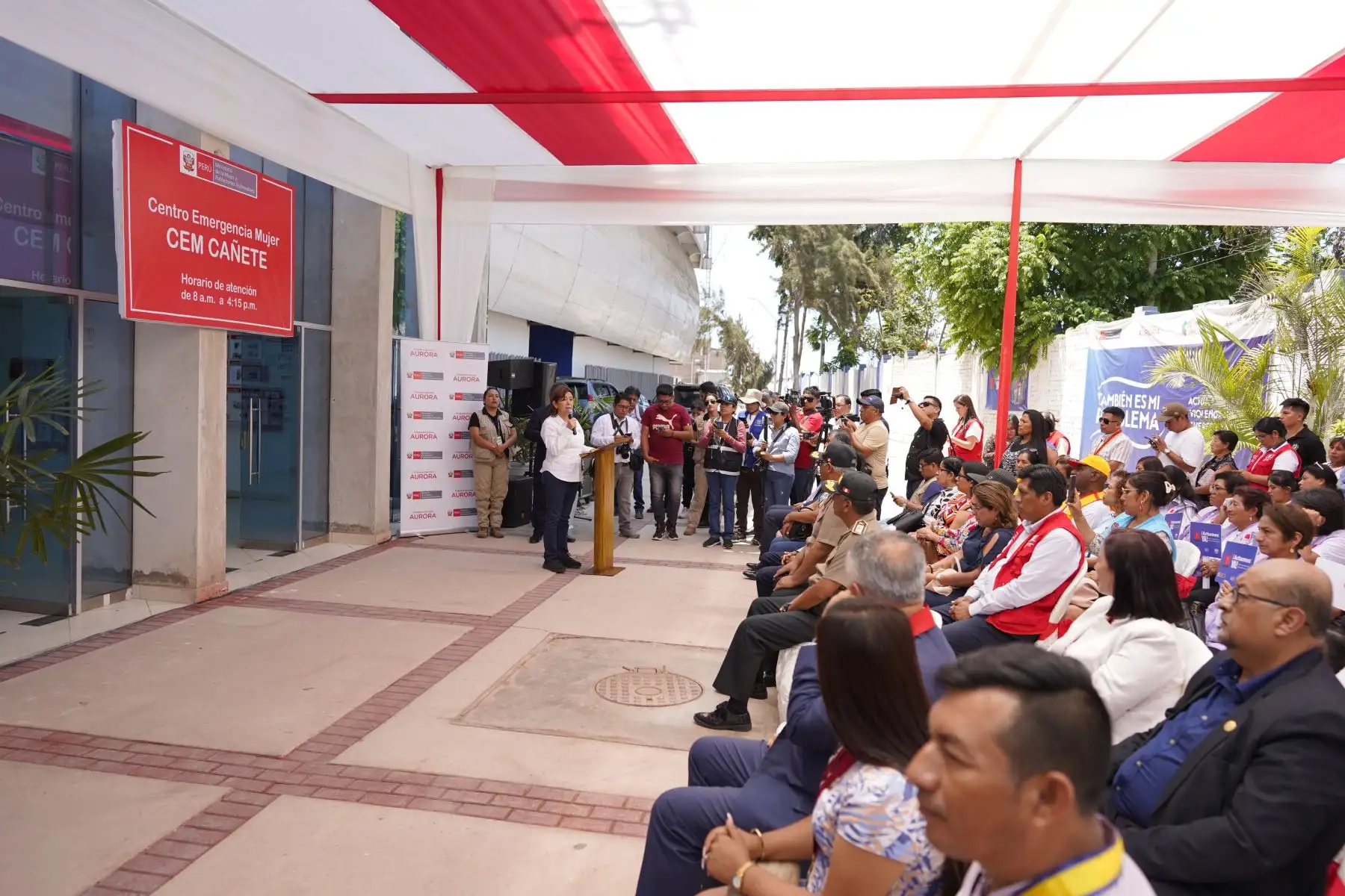Ministra de la Mujer y Poblaciones Vulnerables, Nancy Tolentino, inauguró el Centro Emergencia Mujer (CEM) Cañete. Foto: ANDINA/ MIMP Perú