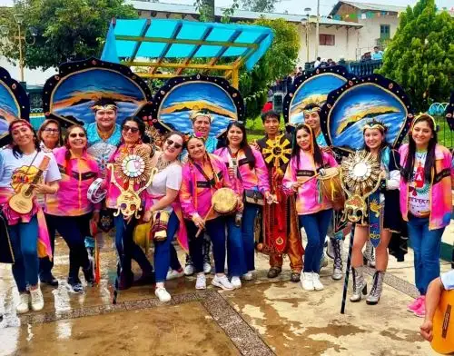Un grupo de mujeres cajamarquinas buscan rescatar la tradicional actividad de "jueves de comadres", como parte de las actividades del Carnaval de Cajamarca. Foto: ANDINA/Difusión