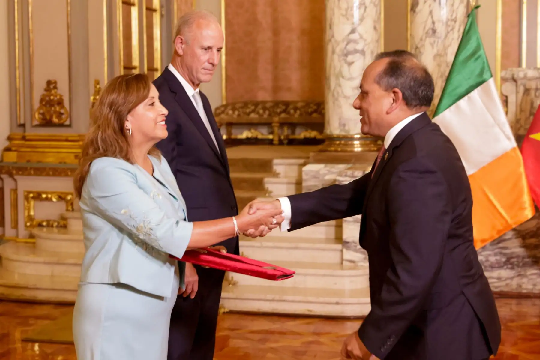 La presidenta de la república, Dina Ercilia Boluarte Zegarra, participó en la presentación de cartas credenciales de embajadores concurrentes en el Perú. Foto: ANDINA/ Prensa Presidencia