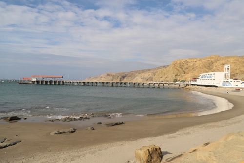 Playa de Cabo Blanco, en la región Piura. Cortesía