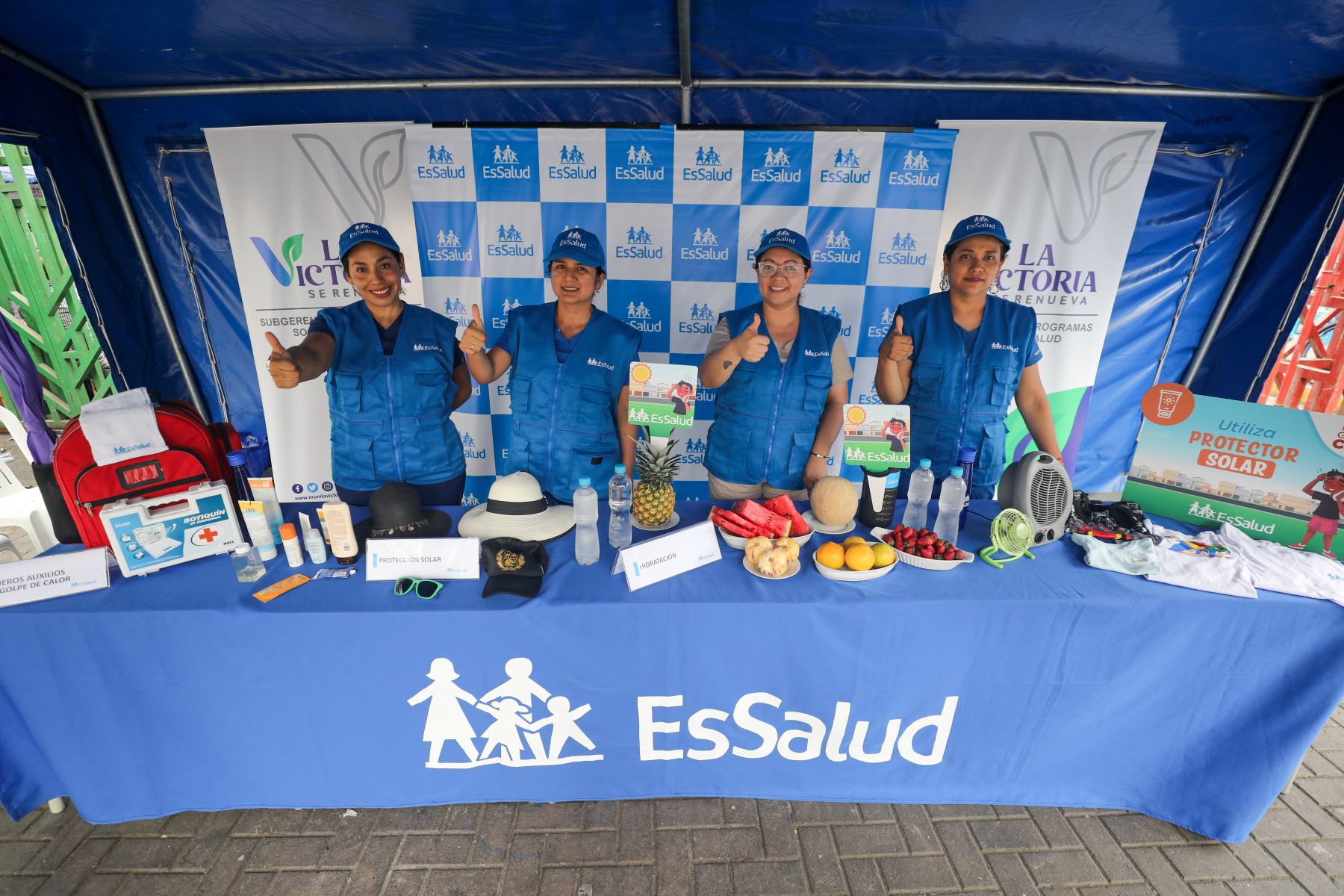 EsSalud lanzó el “Escuadrón femenino contra el golpe de calor” como medida preventiva ante el incremento de temperatura. Foto: ANDINA/Difusión