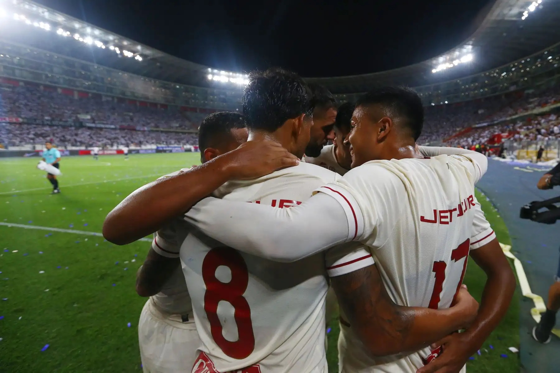 Con gol de Andy Polo en el primer tiempo, Universitario de Deportes supera por 1-0 a Alianza Lima en el Estadio Nacional, por la fecha 3 del Torneo Apertura 2024 de la Liga 1. 
Foto: ANDINA/Eddy Ramos