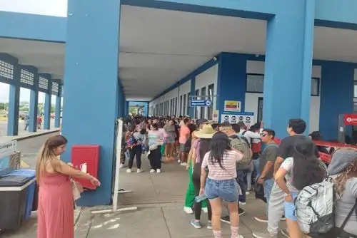 Feriado largo de carnavales: en menos de 24 horas ingresaron 1,400 ecuatorianos al Perú