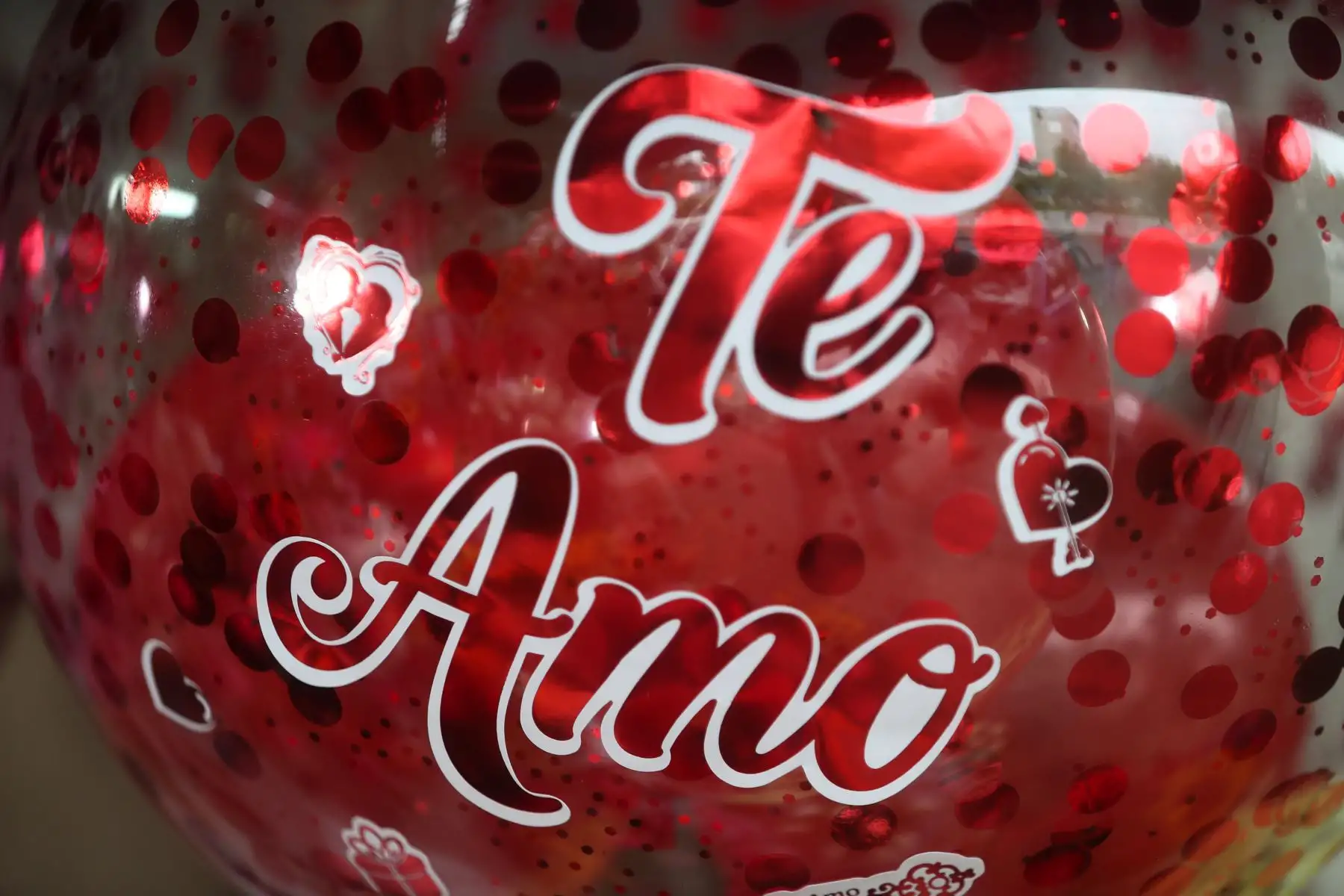 Días previos del 14 de febrero, ya se vive el San Valentín en los distintos mercados de flores de Lima, los comerciantes ofrecen sus mejores ofertas para esta celebración  Foto: ANDINA/Ricardo Cuba