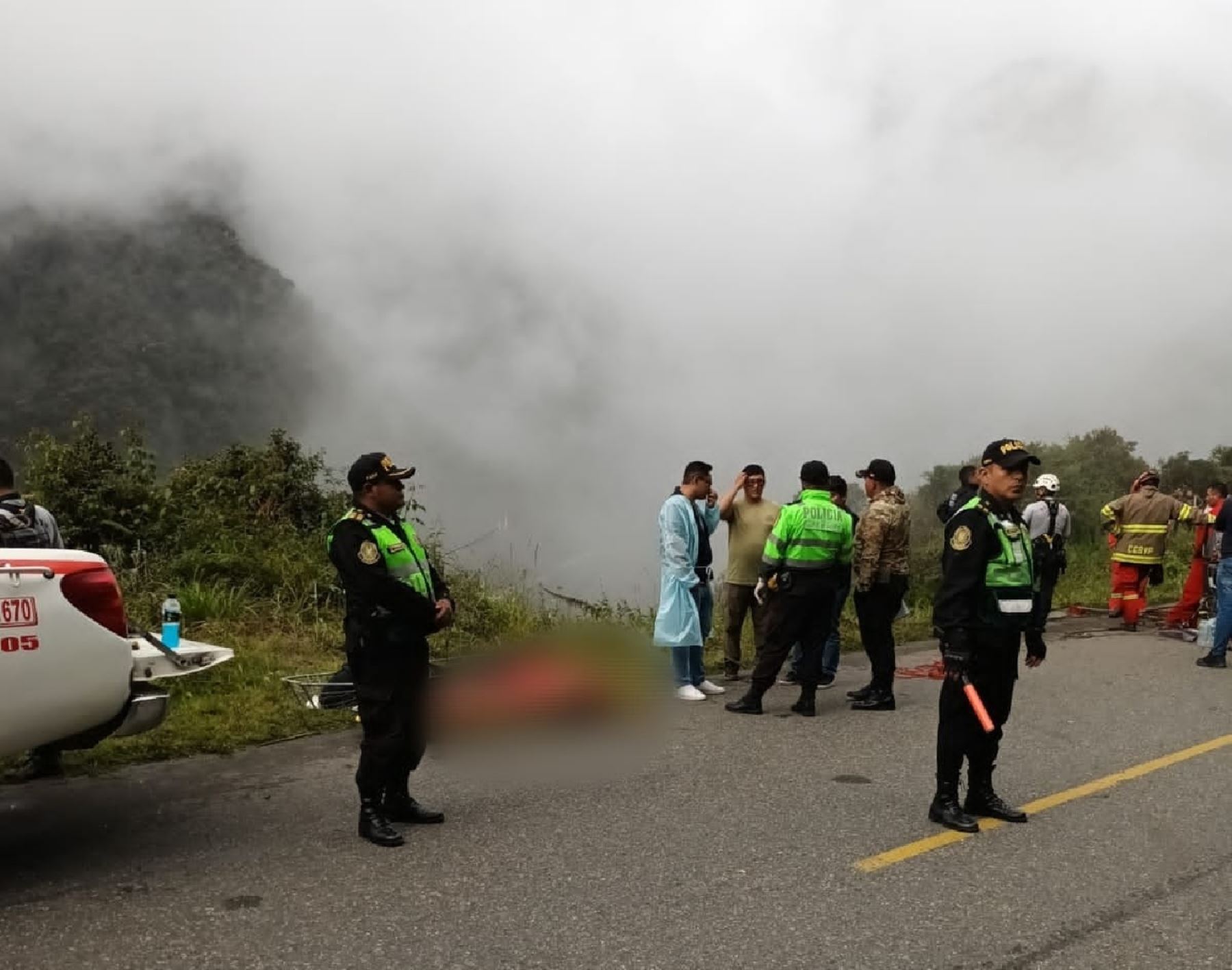 Cuatro muertos y un desaparecido dejó el vuelco y posterior caída a un abismo de un auto en la carretera Cusco-Quillabamba. Foto: ANDINA/difusión.