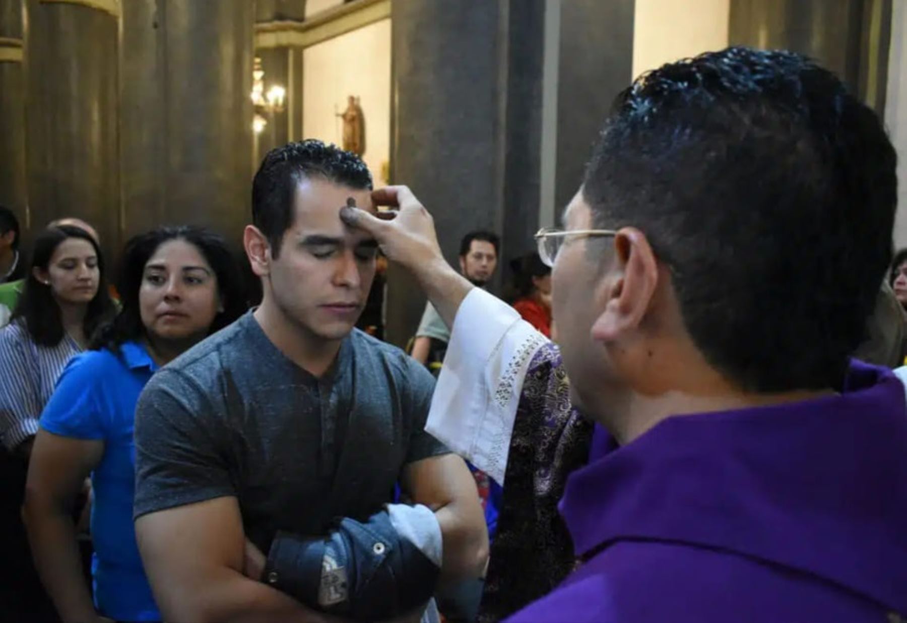 El Miércoles de Ceniza en el calendario litúrgico católico corresponde al día del comienzo de la Cuaresma y que para la feligresía católica constituye un tiempo de reflexión, preparación, purificación y conversión espiritual.