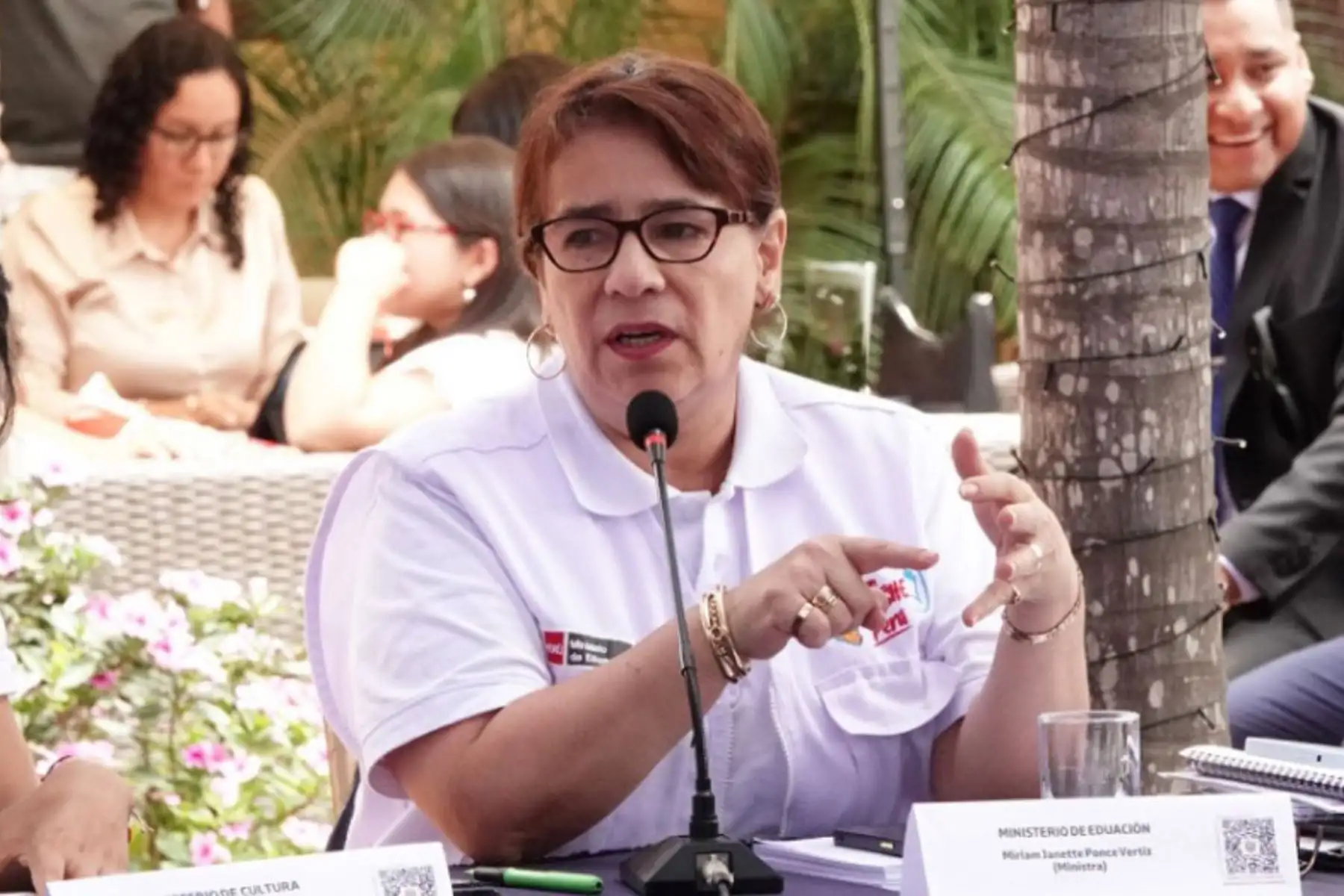 Ministra Ponce Vértiz se reunió con representantes de la municipalidad distrital de Chancay para coordinar diversas acciones ante las oportunidades que ofrecerá el megapuerto que se construye en la zona