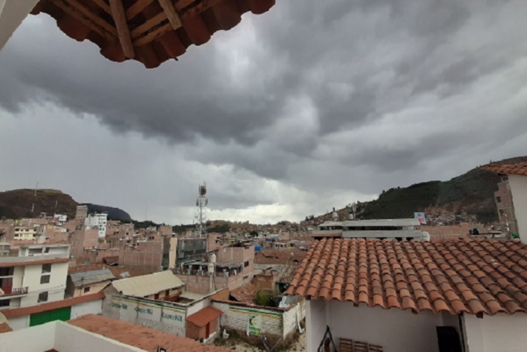 Para este miércoles 25 de diciembre se esperan acumulados pluviales próximos a los 20 mm/día en la sierra norte, a los 18 mm/día en la sierra centro y alrededor de 15 mm/día en la sierra sur.ANDINA/Difusión