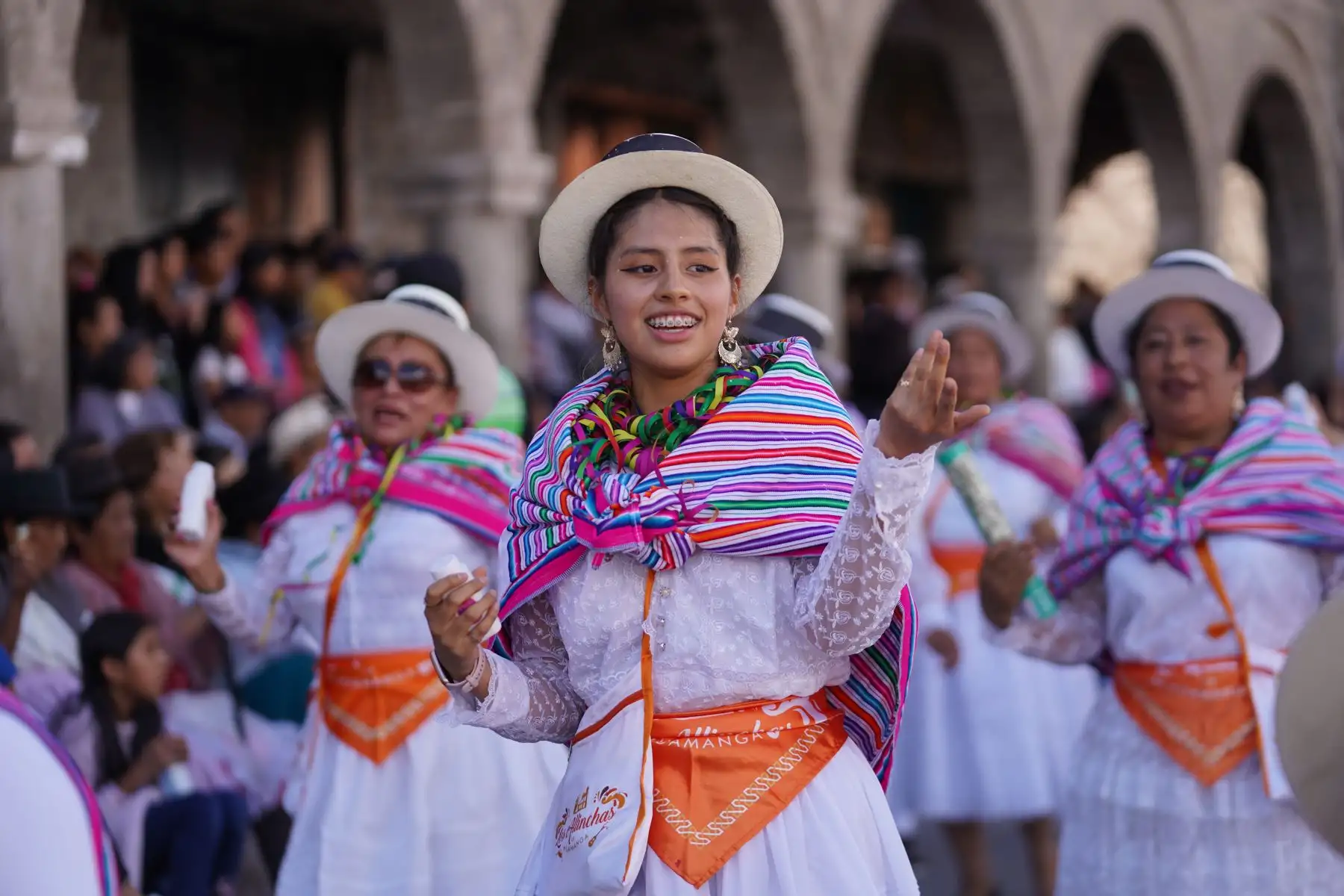 Las actividades iniciaron el sábado 10 de febrero, cuyo punto de concentración fue el parque Simón Bolívar. Durante los días de carnaval las calles del centro histórico lucieron repletas de personas que disfrutaron con la música y picardía de las comparsas.  Foto: Cortesía/Genry Bautista