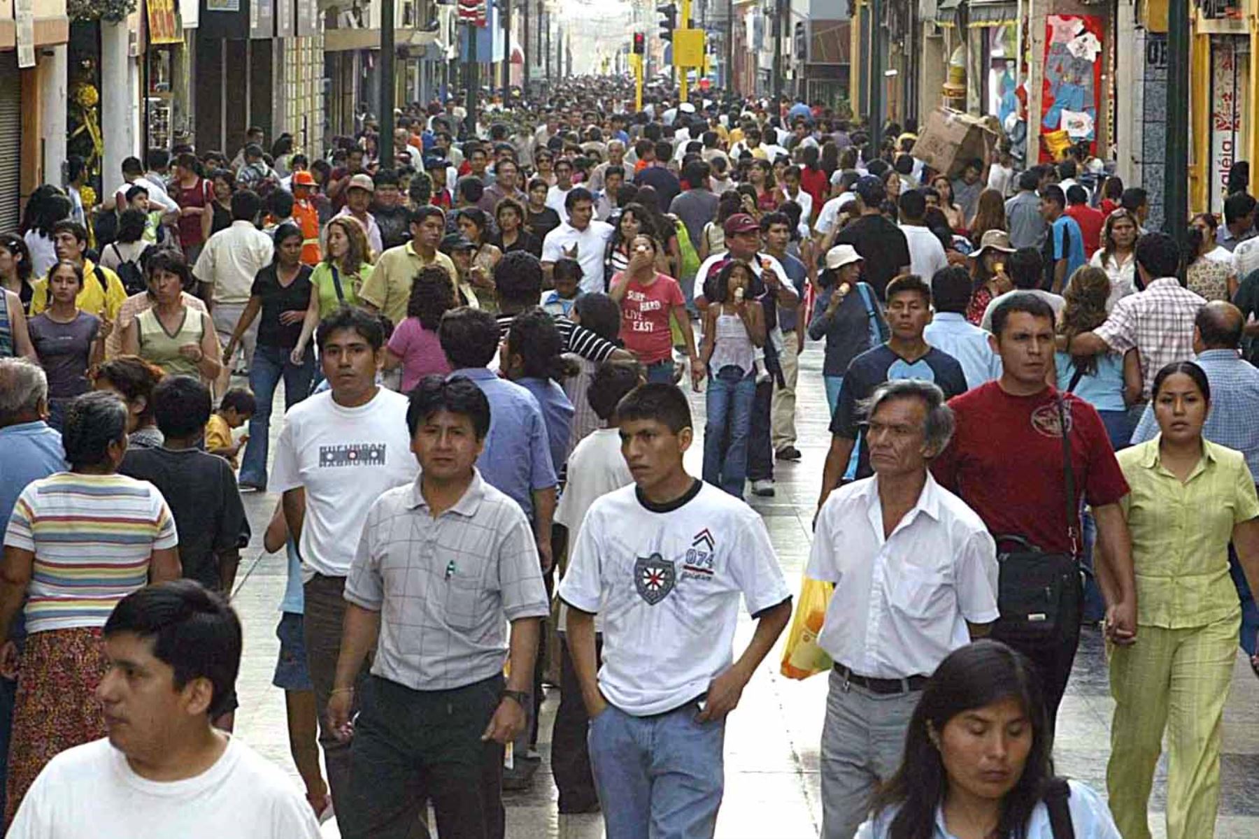 Los peruanos sienten cada vez menos gusto por el trabajo actual que realizan.