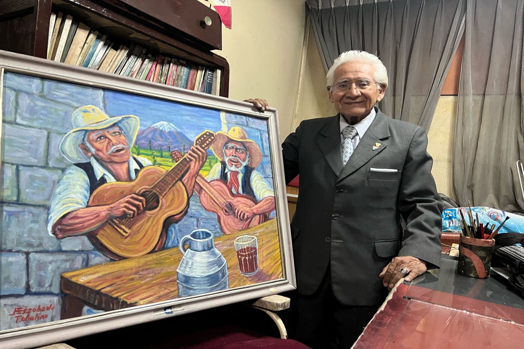 Ministerio de Cultura declaró Personalidad Meritoria de la Cultura al artista arequipeño Johny Escobedo Tohalino