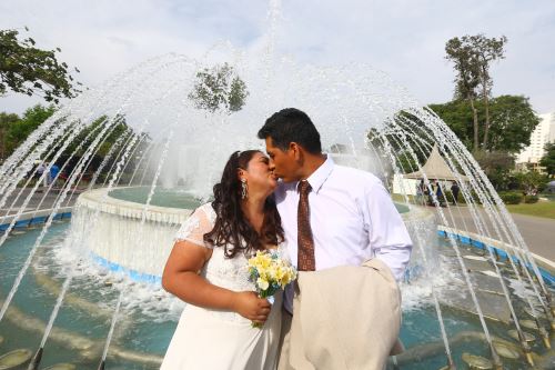 ¿Quieres casarte por civil? El jueves 13 de febrero habrá matrimonio comunitario gratuito. Foto: ANDINA/archivo.