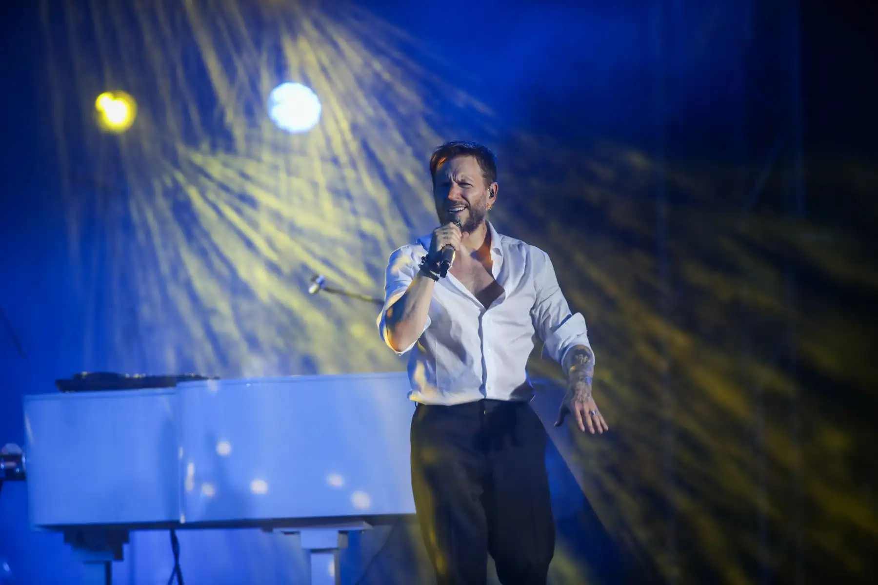 En el marco del día del amor, duo Sin Bandera se presentó en el festival "Amor bajo las estrellas" en una noche cargada de romanticismo en el local  "Costa 21" de la costa verde 
Foto: ANDINA/Ricardo Cuba