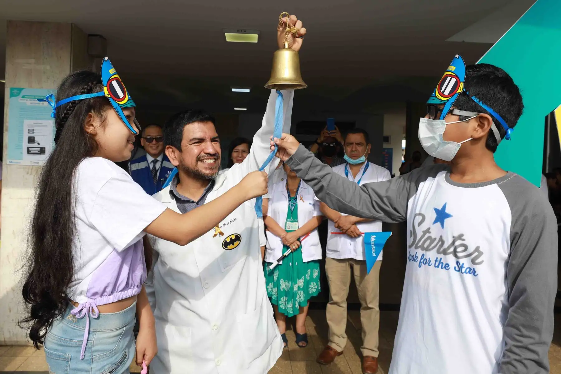 Fuerza Aérea del Perú se hizo presente para cumplir el sueño del pequeño guerrero. Especialista asegura que el 60% de casos de cáncer infantil detectados a tiempo, tienen cura