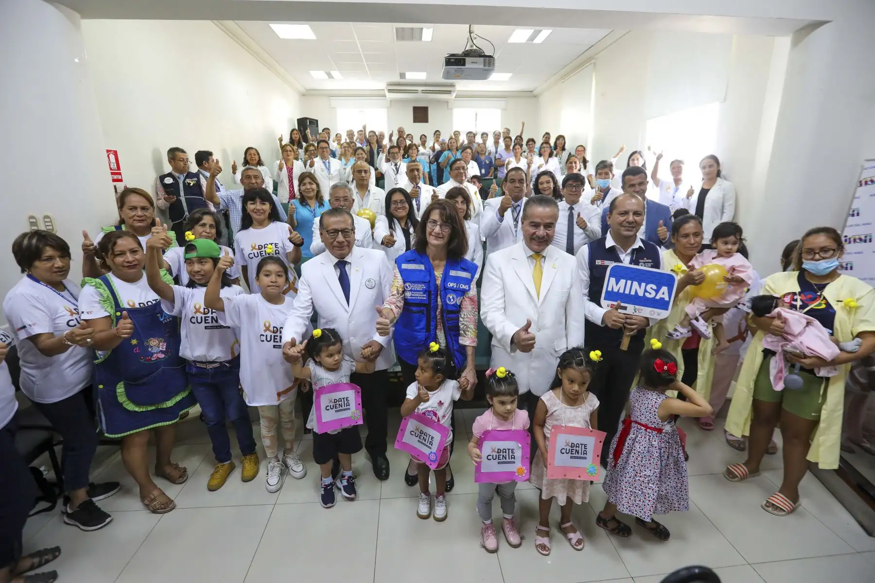 En el marco del Día Internacional de la Lucha contra el Cáncer Infantil, el Ministerio de Salud (Minsa) inauguró la primera Unidad Funcional de Cirugía Oncológica Pediátrica (UCOP) de todo el país, ubicada en el Instituto Nacional de Salud del Niño (INSN) de Breña, en Lima.
Foto: ANDINA/MINSA