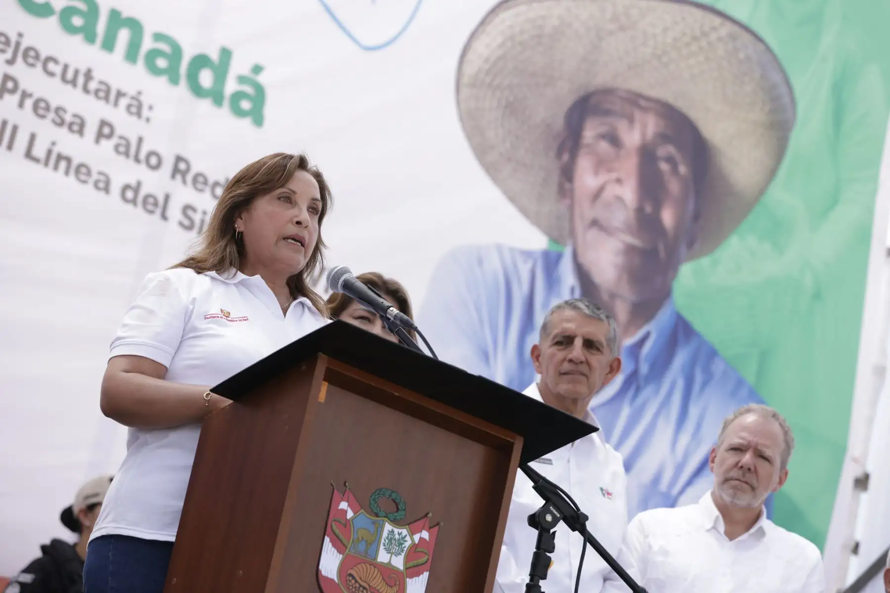 La presidenta de la República, Dina Boluarte, participó en la firma del acta para el inicio de negociaciones para el contrato de Gobierno a Gobierno de Perú y Canadá para la ejecución del proyecto Chavimochic III. Foto: ANDINA/Presidencia