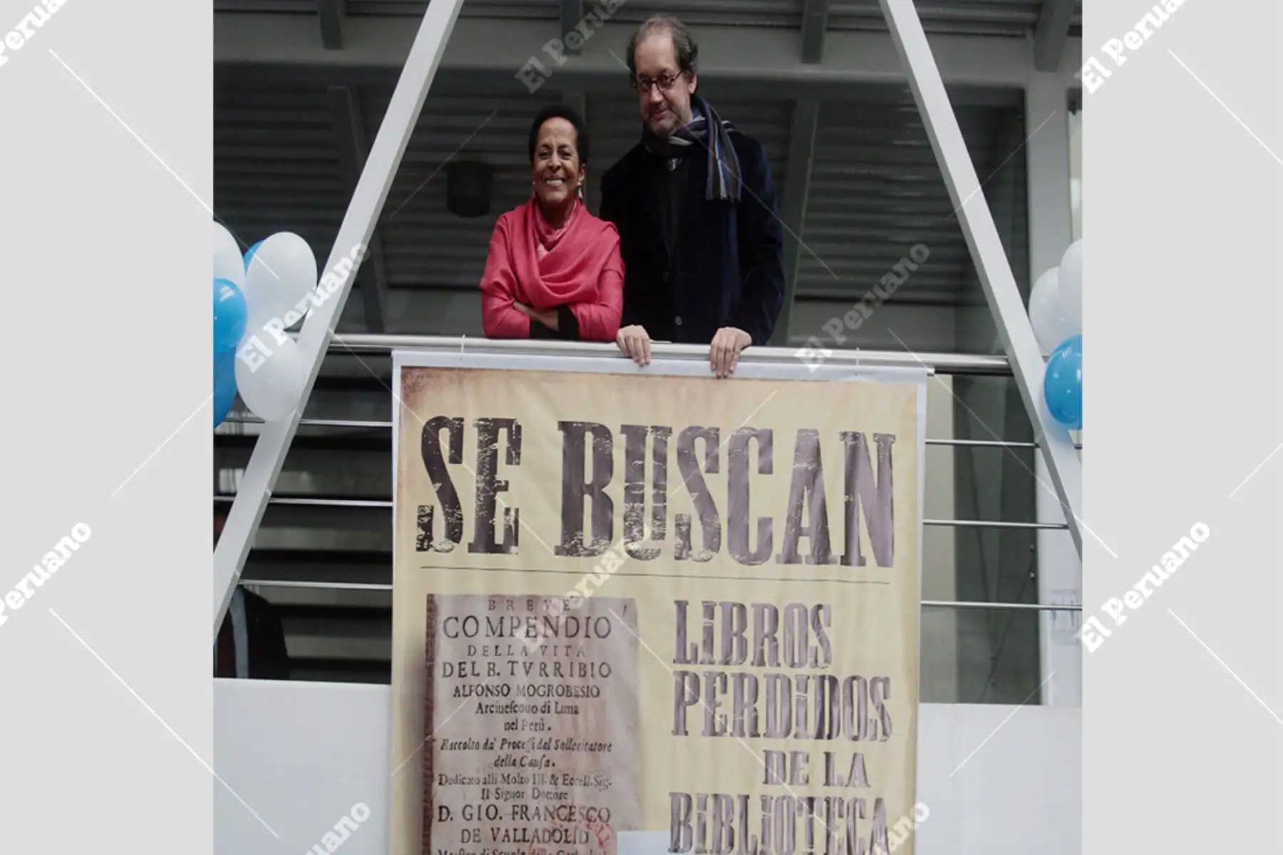 Lima - 1 setiembre 2009 / La ministra de Cultura, Susana Baca y el director de la Biblioteca Nacional, en el 190° aniversario de la BNP anuncian campaña para la recuperación de libros perdidos. Foto: Archivo del Diario El Peruano