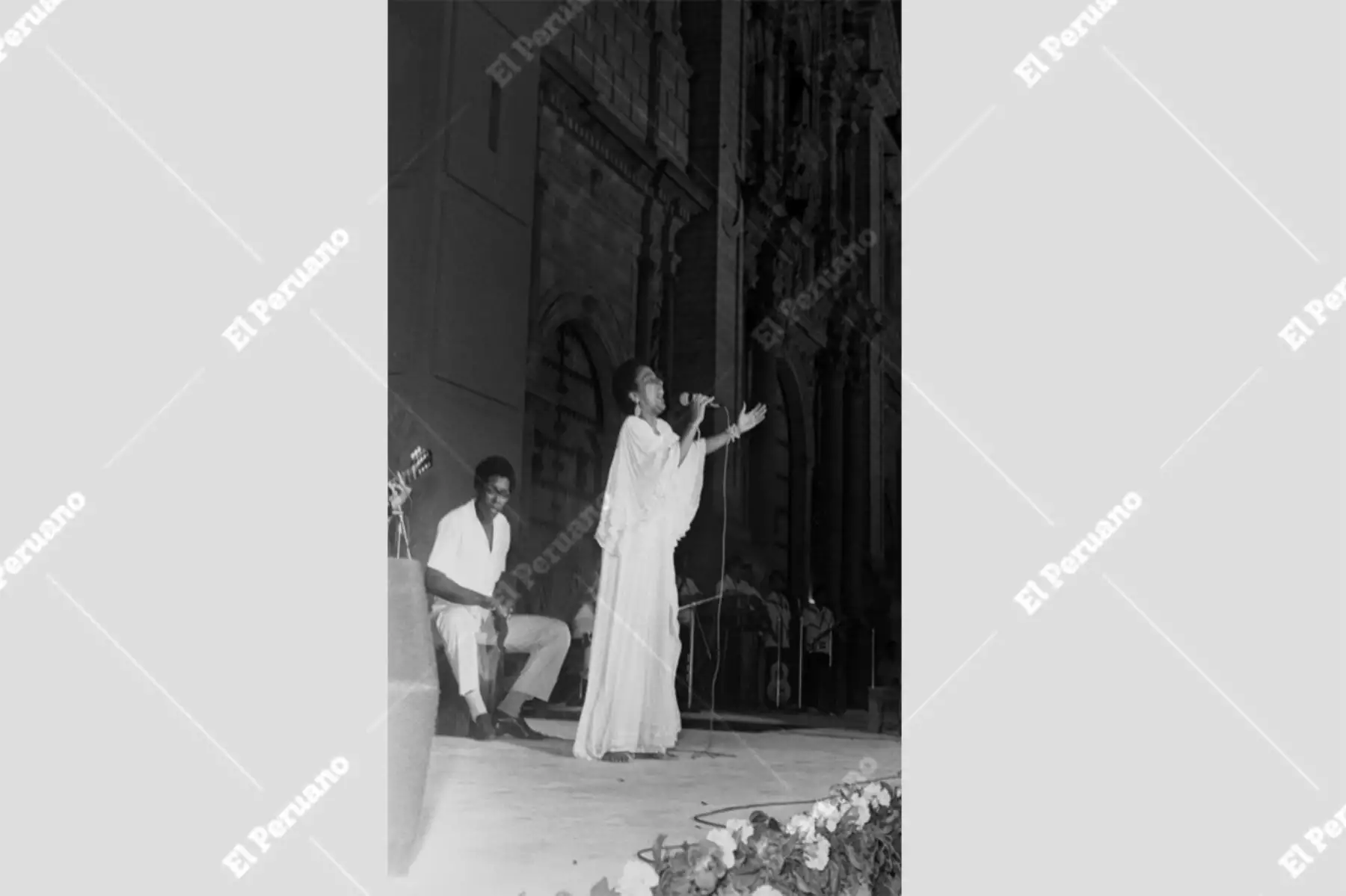 Lima - 17 enero 1985 / Susana Baca canta en la serenata criolla por el 450° aniversario de fundación española de Lima. Foto: Archivo Histórico El Peruano