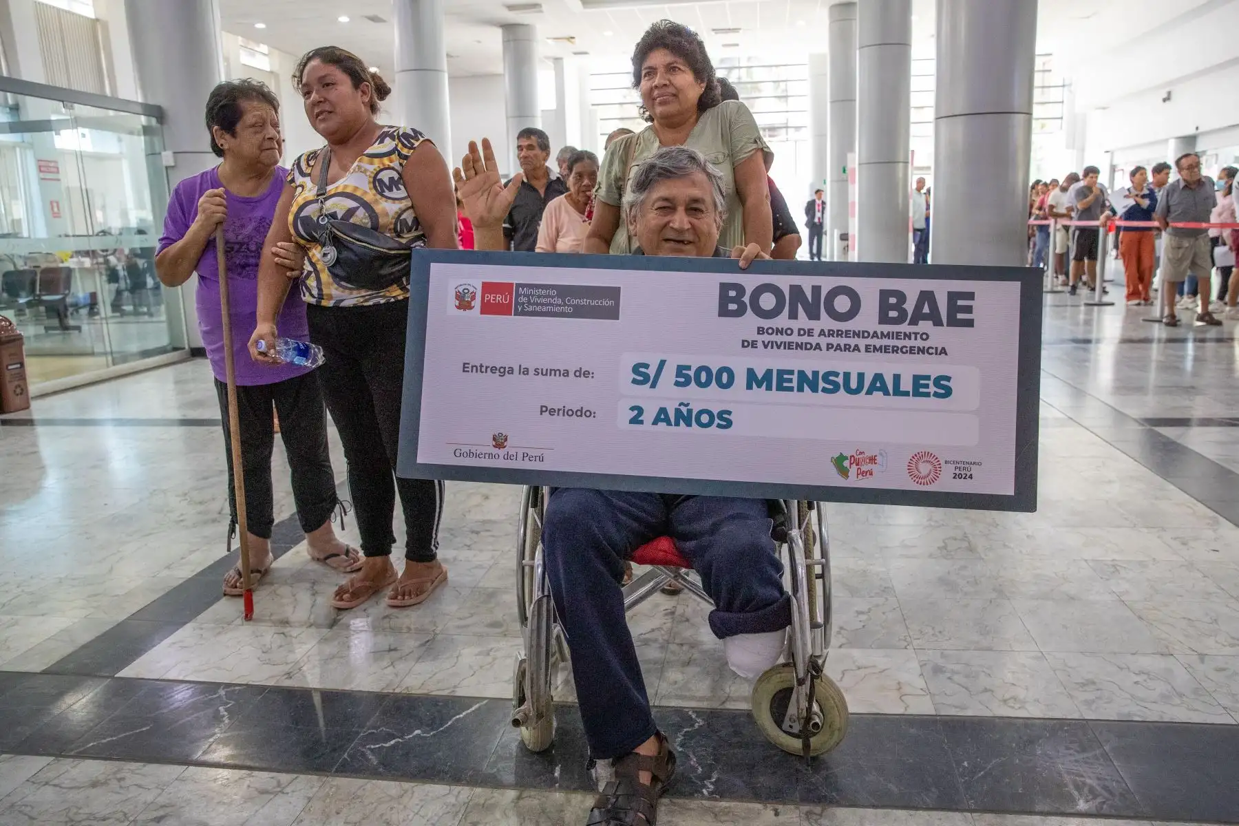 En diciembre pasado se realizó la convocatoria para atender a 483 familias de la región, de las cuales quedaron 394 aptas para tras la presentación de la solicitud del BAE. El total de familias a otorgar el BAE, representa un presupuesto de 4 millones 752 mil soles.
Foto: ANDINA/Difusión