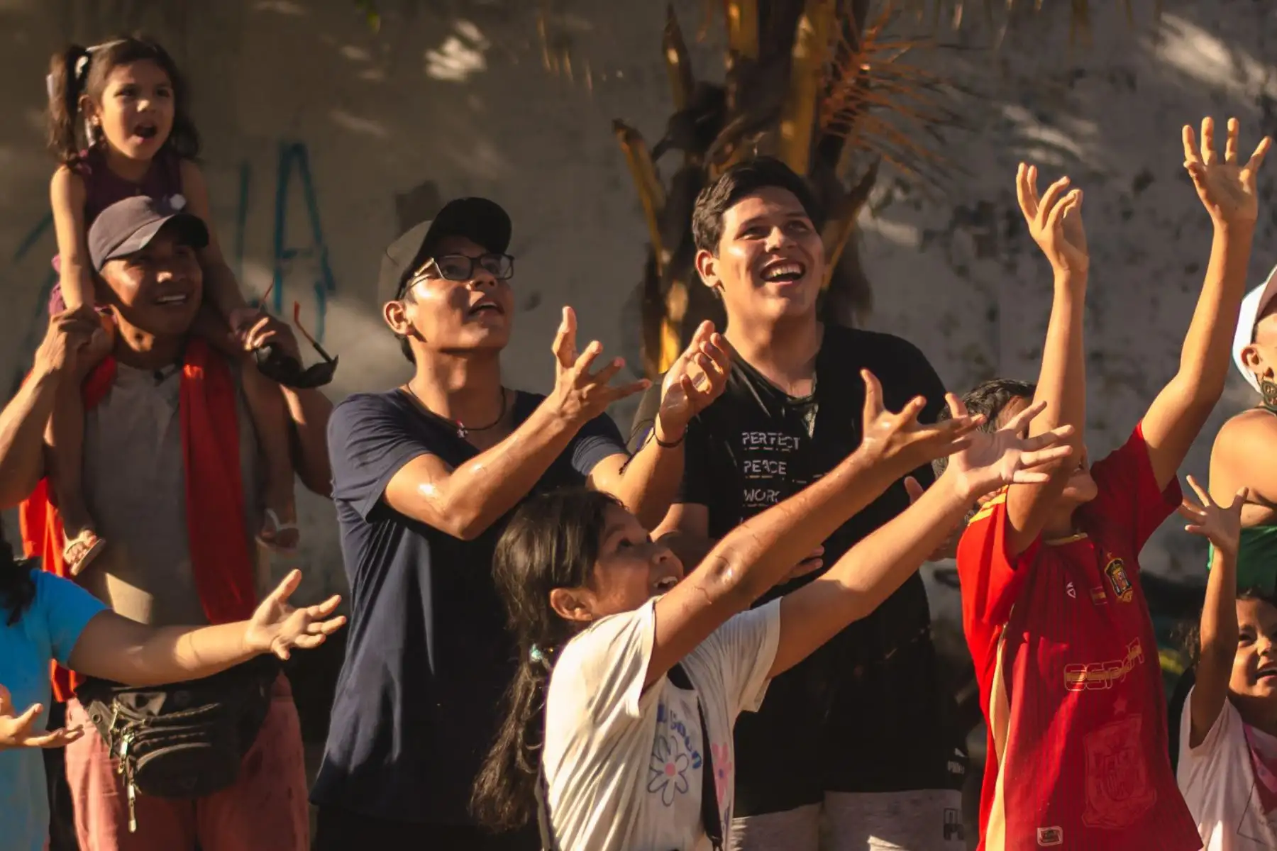 El público presente fue testigo de un espectáculo, donde la música resonaba en cada esquina llenaban el ambiente de energía positiva. 
Foto: ANDINA/Difusión
