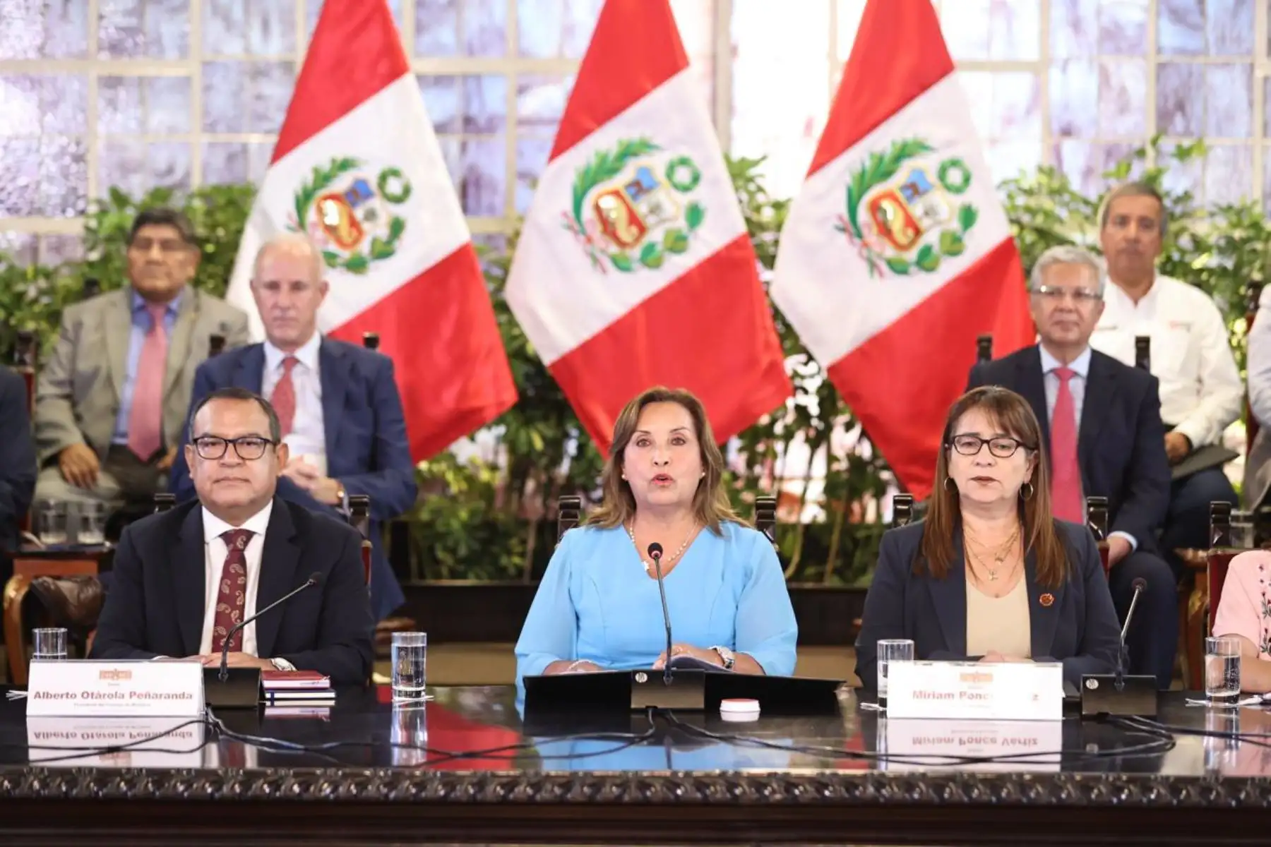 La presidenta de la República, Dina Boluarte Zegarra, acompañada de los ministros de Estado, presenta un nuevo informe de avance de gestión, en el marco del compromiso de rendición de cuentas y transparencia de su gobierno. Foto: ANDINA/ PCM