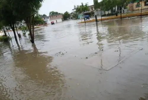 Ante las lluvias presentadas esta madrugada en la ciudad de Piura, el Ministerio de Vivienda, Construcción y Saneamiento, informó que los problemas técnicos presentados en El Chilcal y Cinco Esquinas no ponen en riesgo la operatividad de las instalaciones.