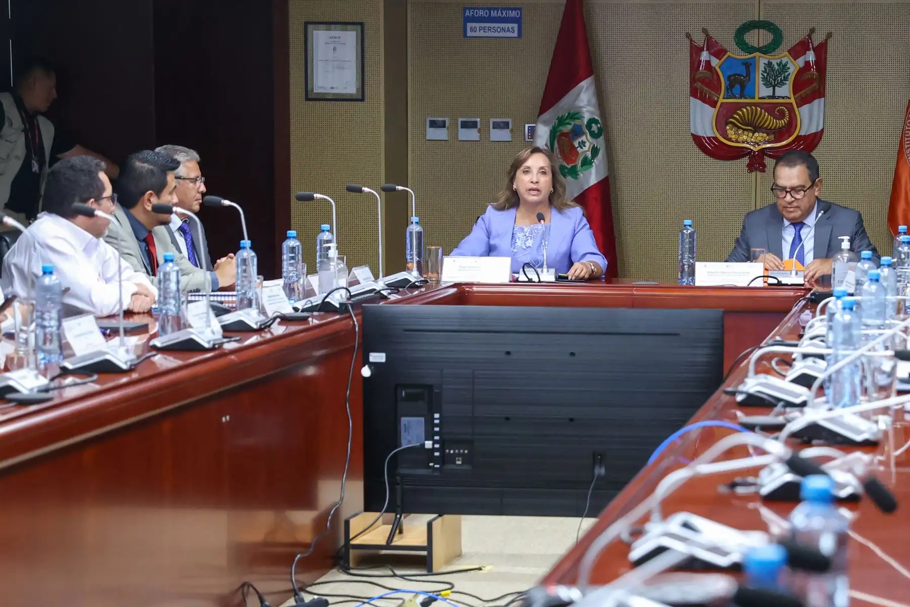 En el COEN, la presidenta Dina Boluarte lideró sesión del Grupo Fuerza de Tarea Multisectorial.
Foto: ANDINA/ Prensa Presidencia