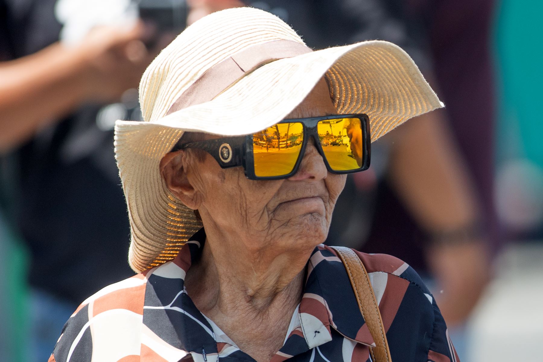 El Indeci recomienda a la población aplicarse bloqueador y protector solar, si está expuesto a la radiación solar, así como usar sombreros de ala ancha y gafas con filtro ultravioleta.ANDINA/DifusiónANDINA/Carlos Lezama Villantoy