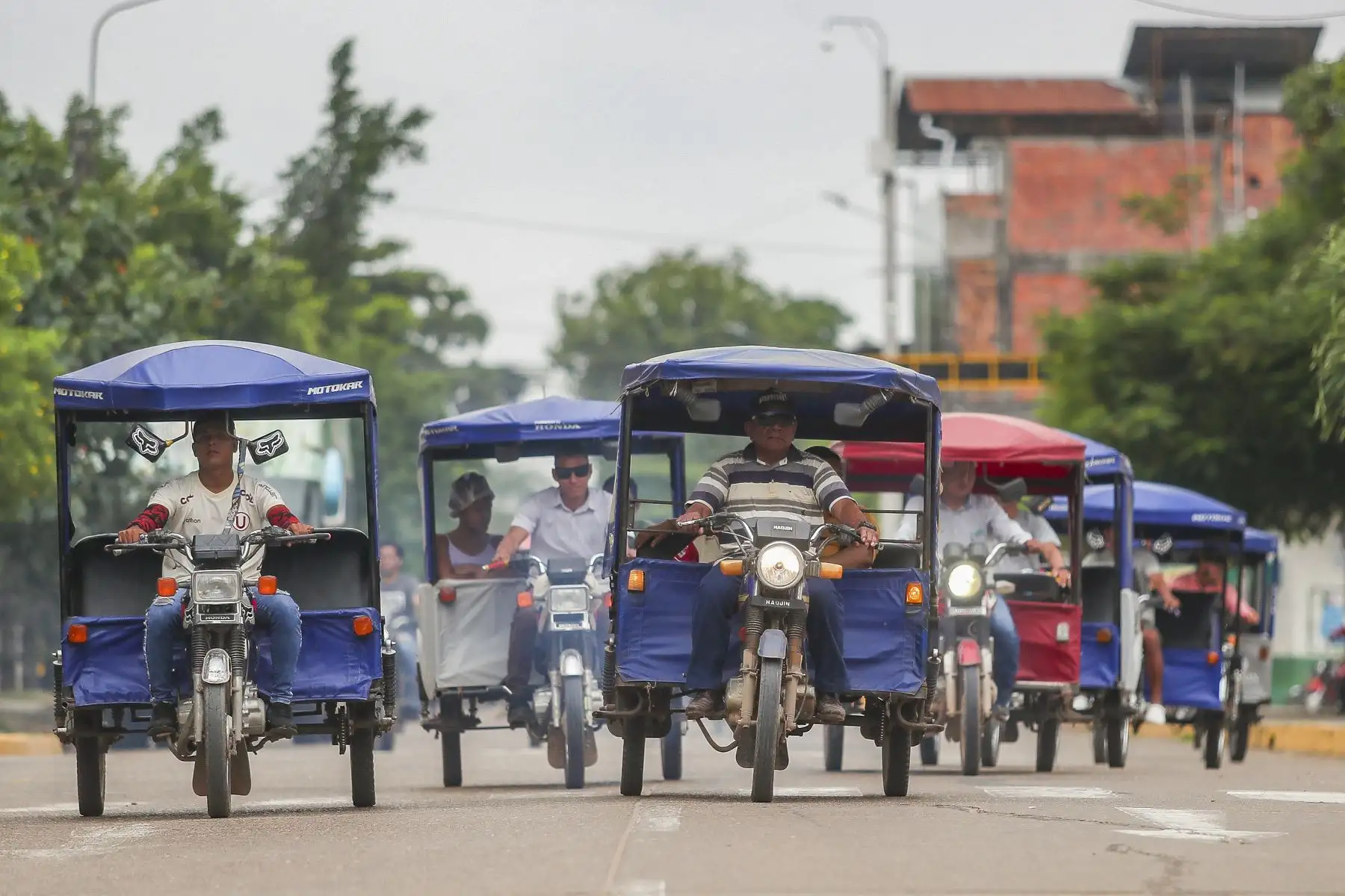 Pucallpa se vuelve la sede del Carnaval Ucayalino y en la ferias de artesanos, las comunidades de Shipibos y Konibos reciben a los turistas con sus trabajos mientras que pasean por las principales calles de la ciudad.
Foto: ANDINA/Ricardo Cuba