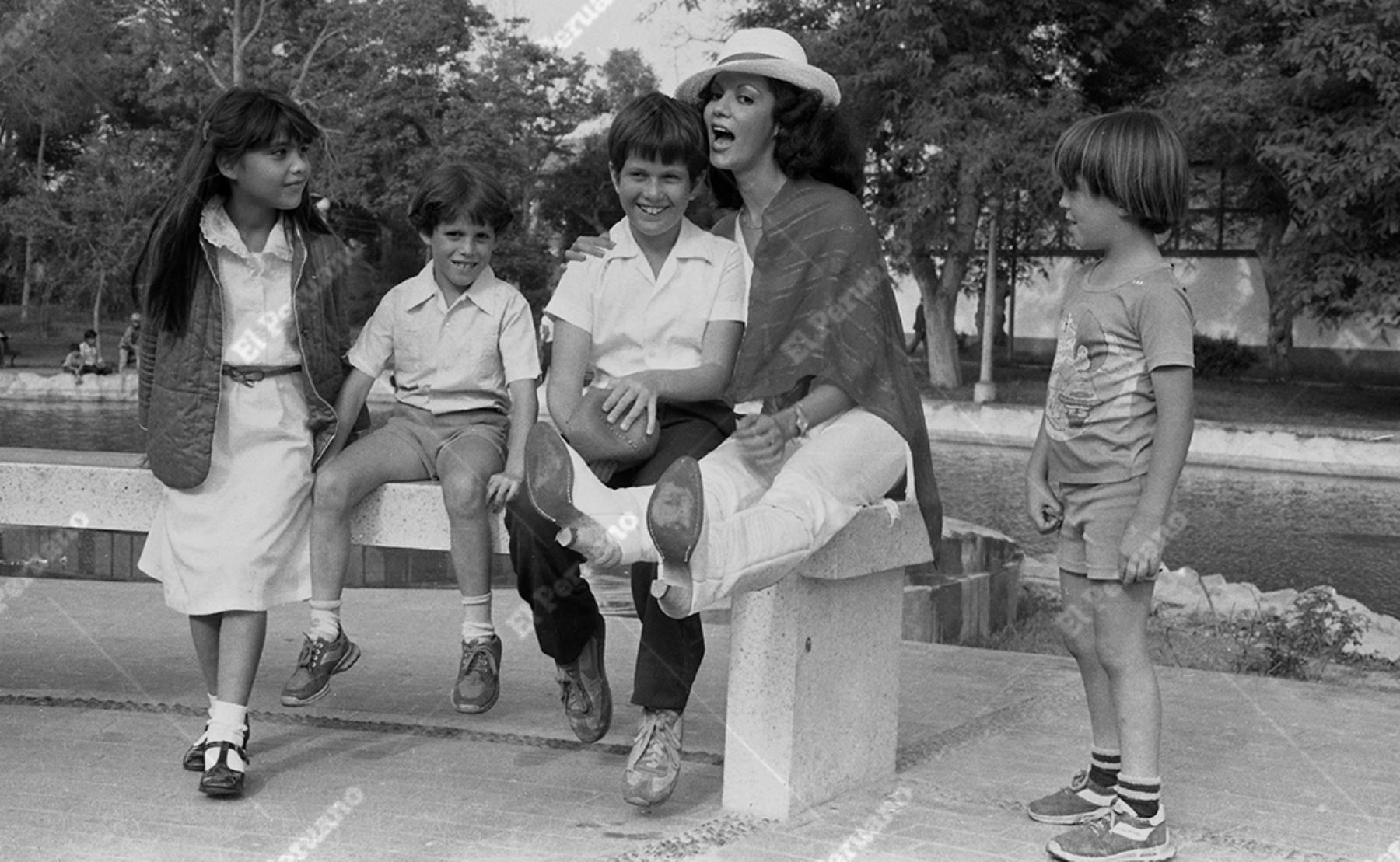Lima - 1 diciembre 1981 / Entrevista a la animadora infantil Yola Polastri.