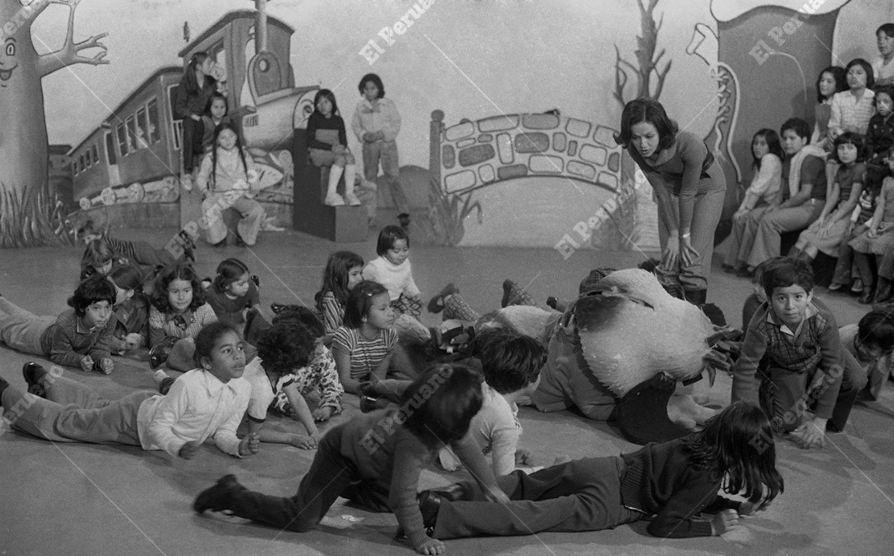 Lima - 9 agosto 1977 / Programa infantil "Hola Yola" conducido por Yola Polastri.