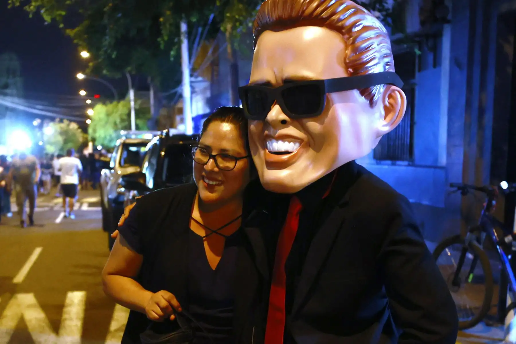 Imágenes previas a la presentación del cantante mexicano  Luis Miguel, quien hoy realizará un concierto en el estadio Nacional de Lima.  
Foto: ANDINA/Vidal Tarqui