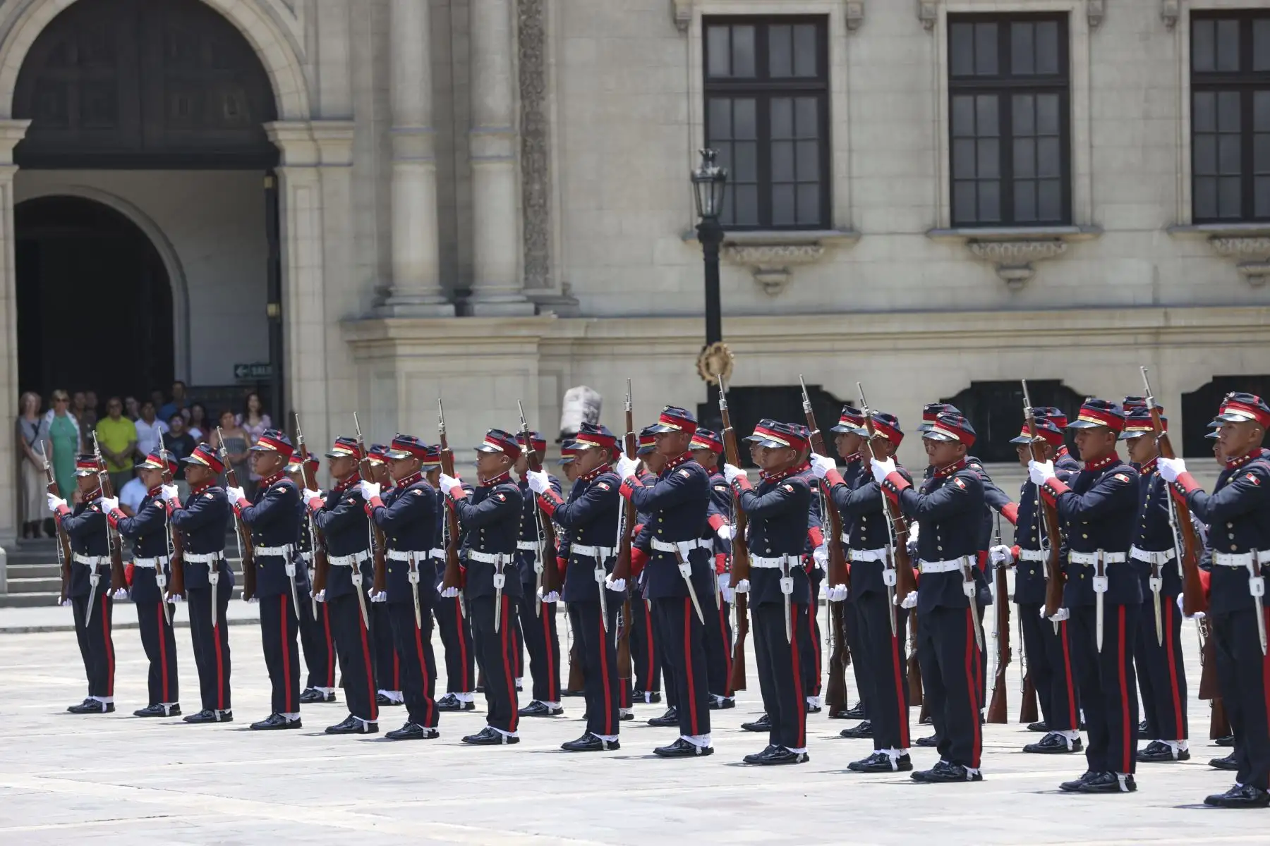 Tradicional cambio de guardia en palacio de Gobierno. Foto: ANDINA/ Prensa Presidencia