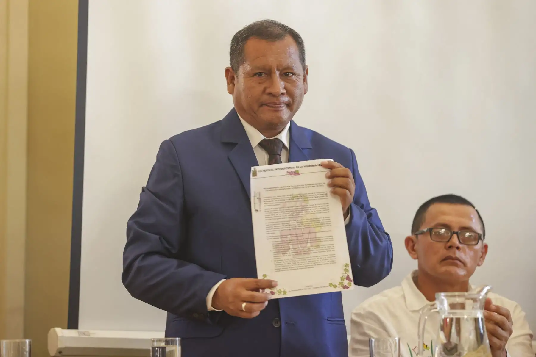 Con el tradicional pisado de uva y con la presencia de la ministra de Cultura, Leslie Urteaga, la Dirección Regional de Comercio Exterior y Turismo de Ica (DIRCETUR) y la Municipalidad Provincial de Ica, realizaron el lanzamiento de la 59 edición del Festival Internacional de la Vendimia 2024. Asimismo, se presentaron los programas oficiales de las Vendimias de Paracas, Pisco, Nasca y Chincha y se invitó al público en general a ser parte de esta celebración.
Foto: ANDINA/Andrés Valle