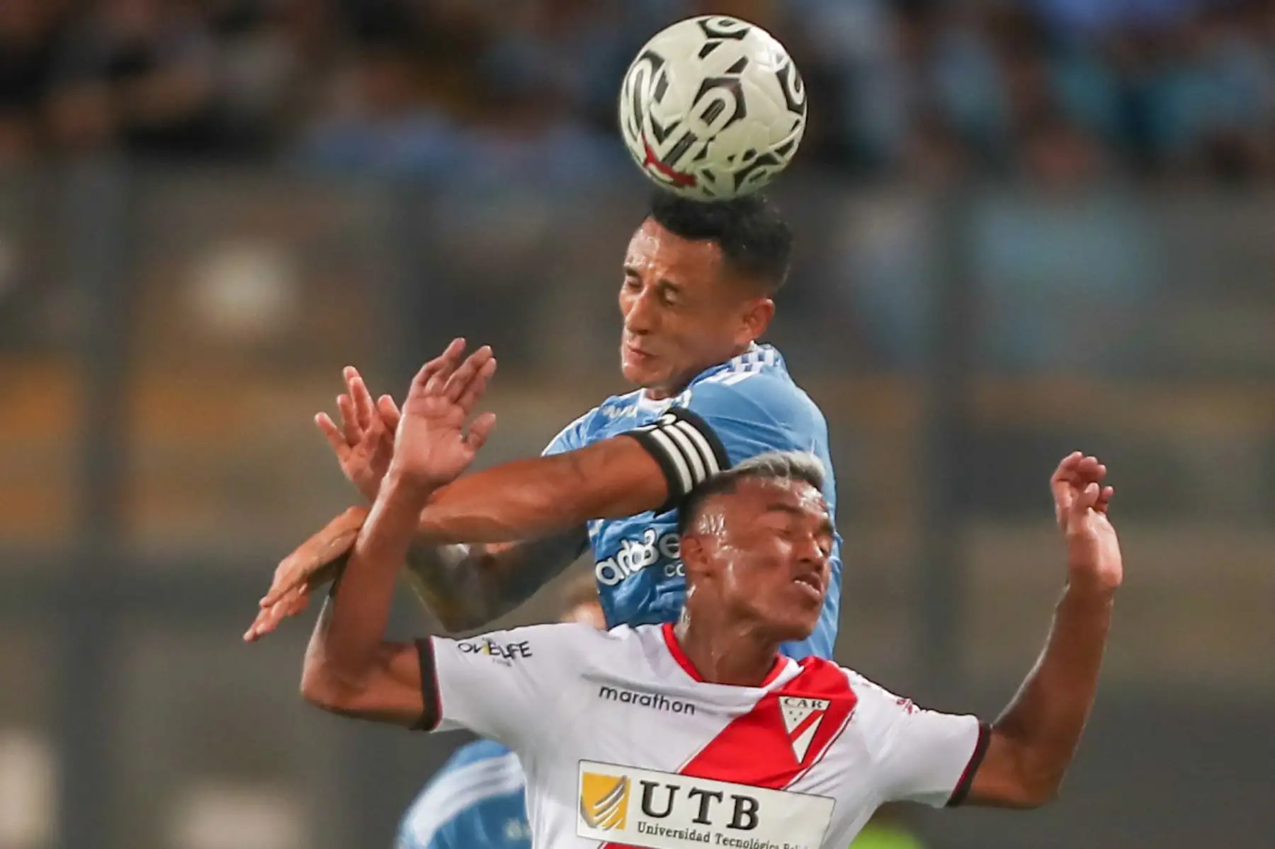 Sporting Cristal se enfrenta  al Always Ready de Bolivia, en el Estadio Nacional, para intentar a avanzar en la Copa Libertadores. 
Foto: ANDINA/Ricardo Cuba