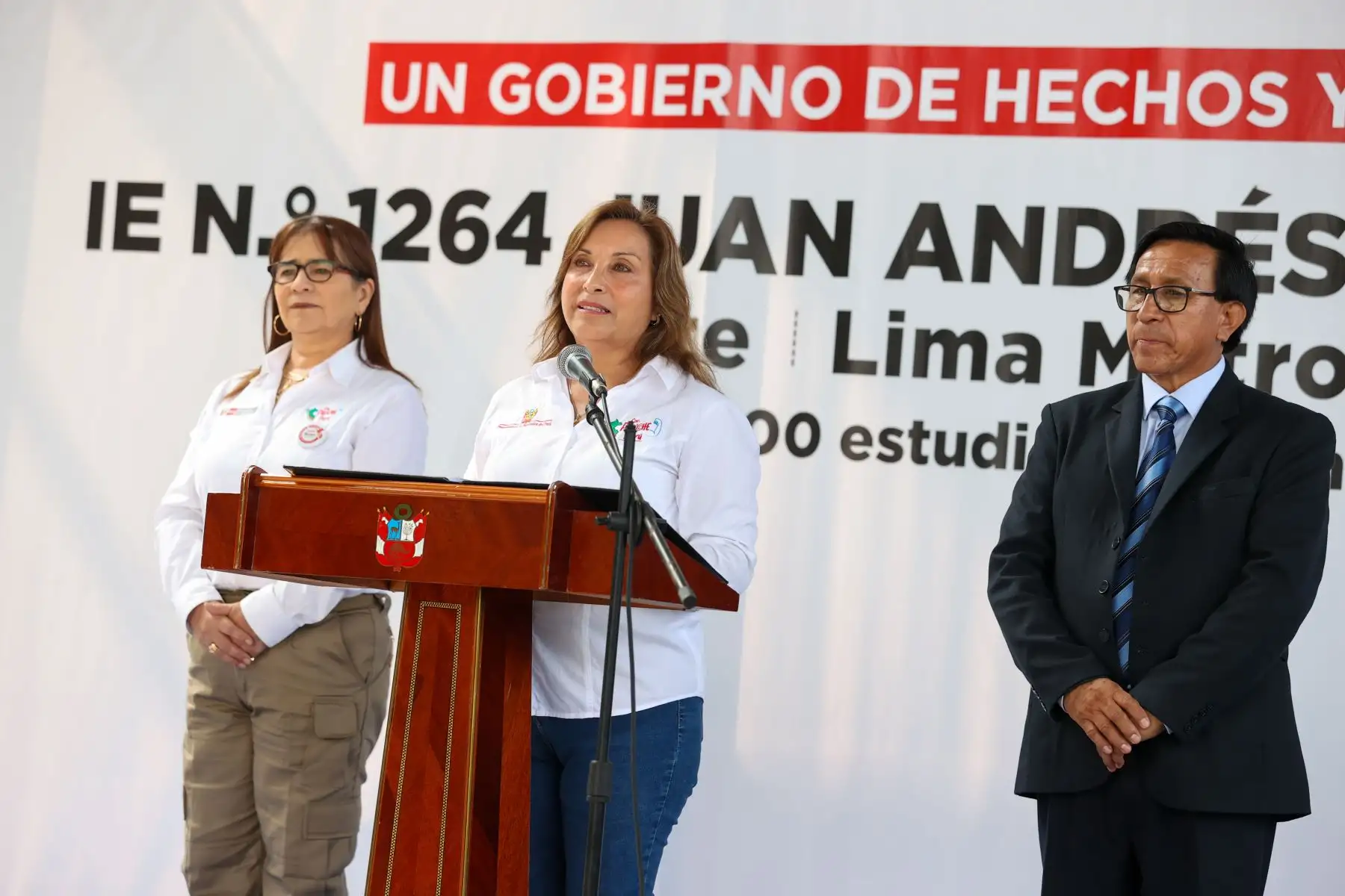 La Presidenta de la República, Dina Boluarte, inaugura cuatro instituciones educativas que beneficiarán a cerca de 4,000 estudiantes. Foto: ANDINA/Prensa Presidencia