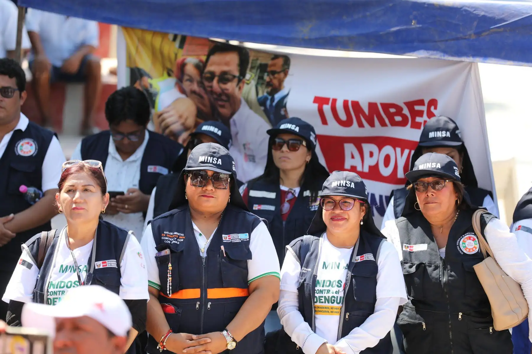Ministro de Salud, César  Vásquez Sánchez supervisa avances de fumigación contra el Dengue en Tumbes.
Foto: Minsa