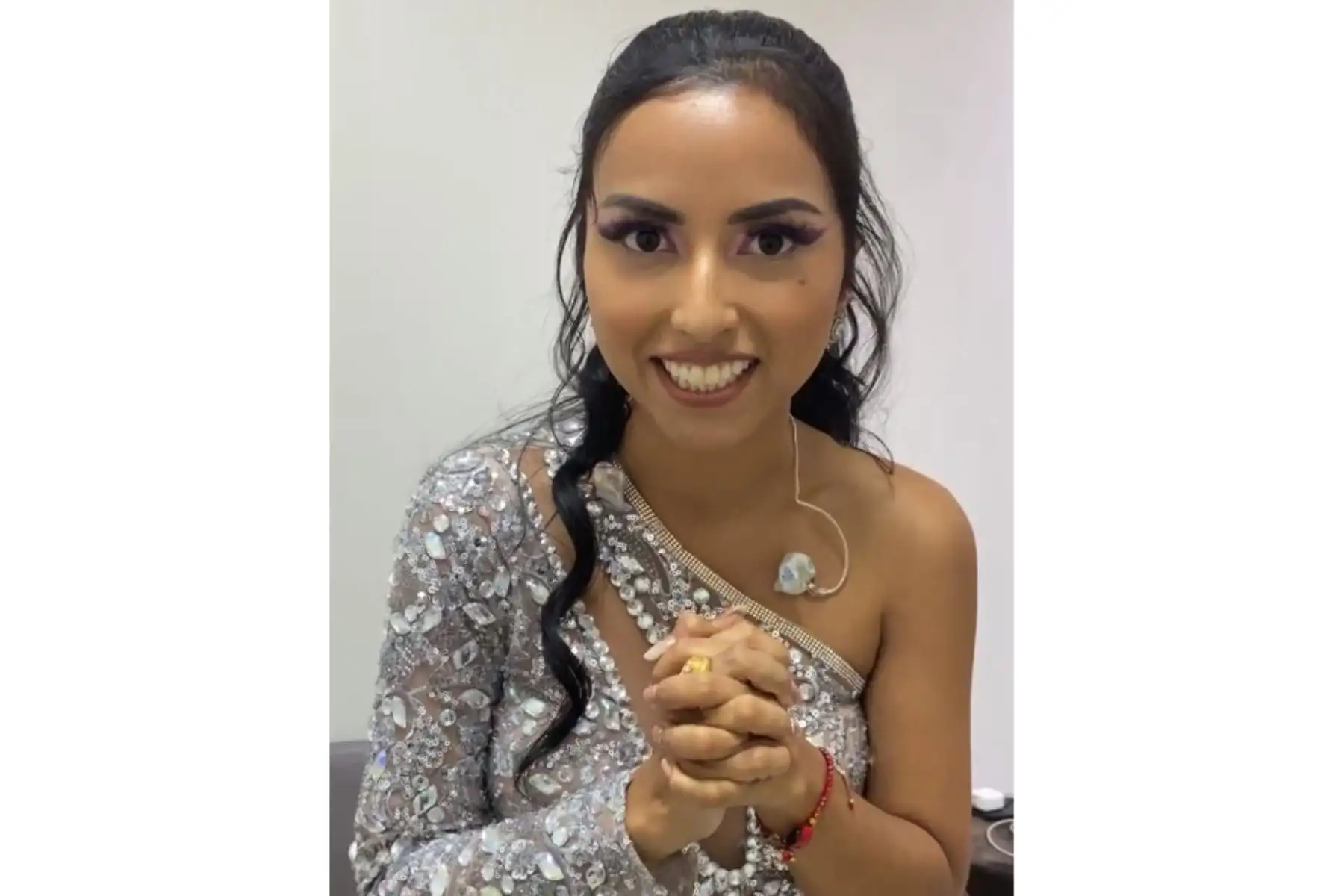 La cantante Lita Pezo se presenta durante el 63º Festival Internacional de la Canción de Viña del Mar en Viña del Mar, Chile.
Foto: Captura TV
