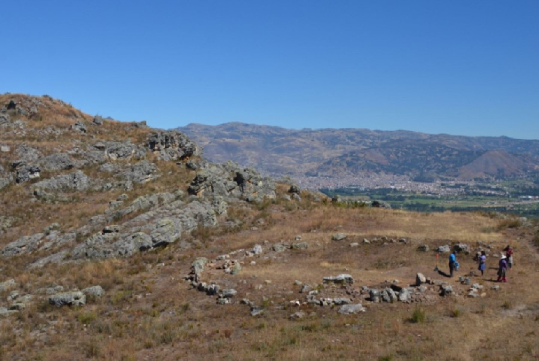 La plaza circular megalítica de Callacpuma es el ejemplo más antiguo de arquitectura ceremonial megalítica en la sierra norte del Perú. Foto: Proyecto de Investigación Arqueológica Callacpuma.