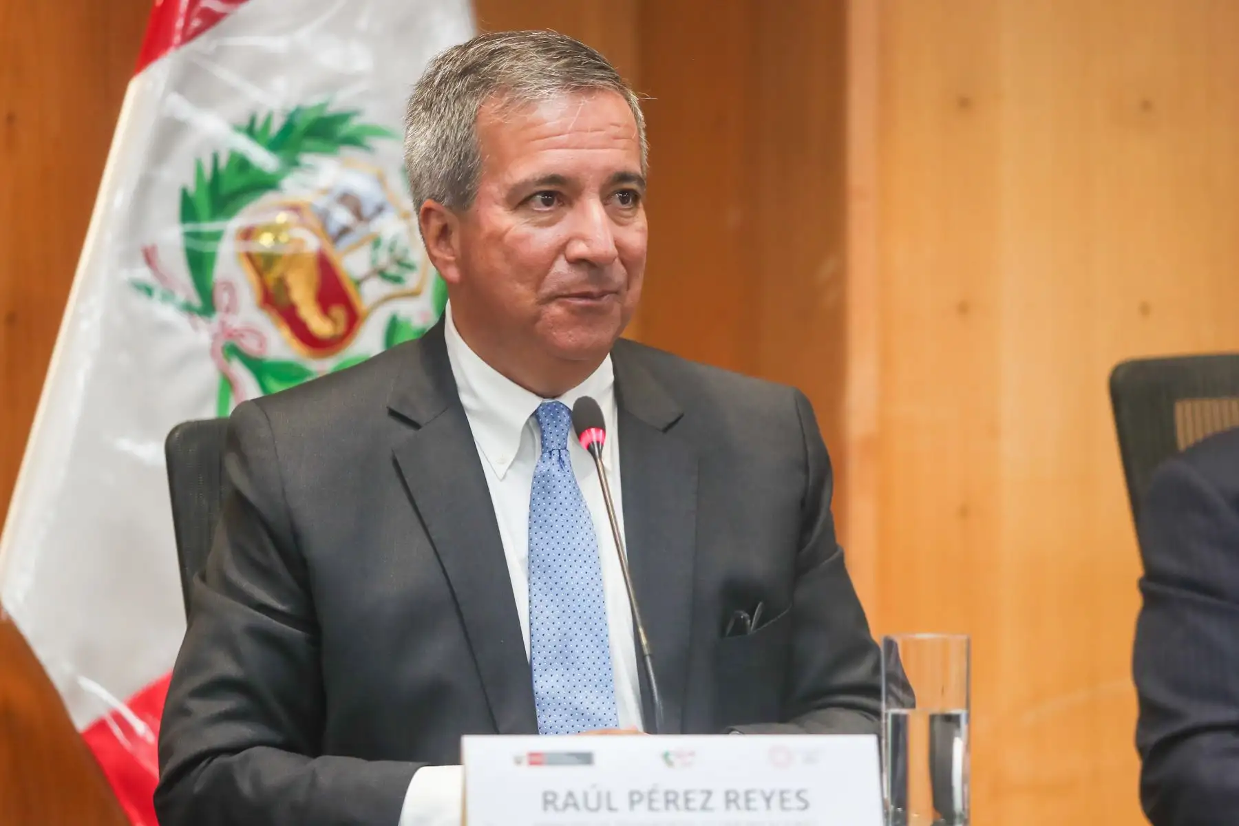 MTC suscribió convenio con el GORE de Áncash por la mejora de corredor en el Callejón de Conchucos, para esta ceremonia se presentaron el gobernador de Áncash, Fabián Koki Noriega, el premier, Alberto Otárola, y Raul Pérez ministro de transportes y comunicaciones
Foto: ANDINA/Ricardo Cuba