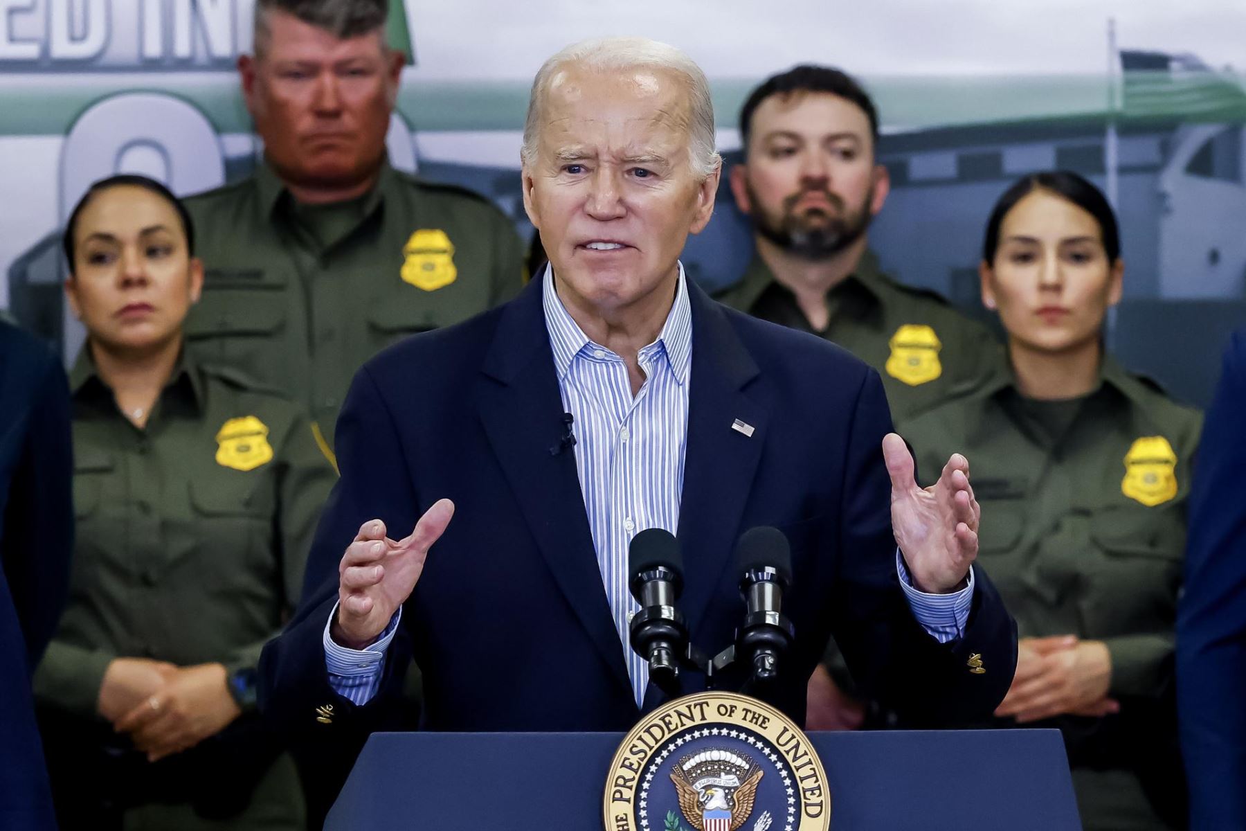 El presidente estadounidense, Joe Biden, habla en la estación de la Patrulla Fronteriza de Estados Unidos en Brownsville, Texas, el 29 de febrero del 2024. Foto: EFE