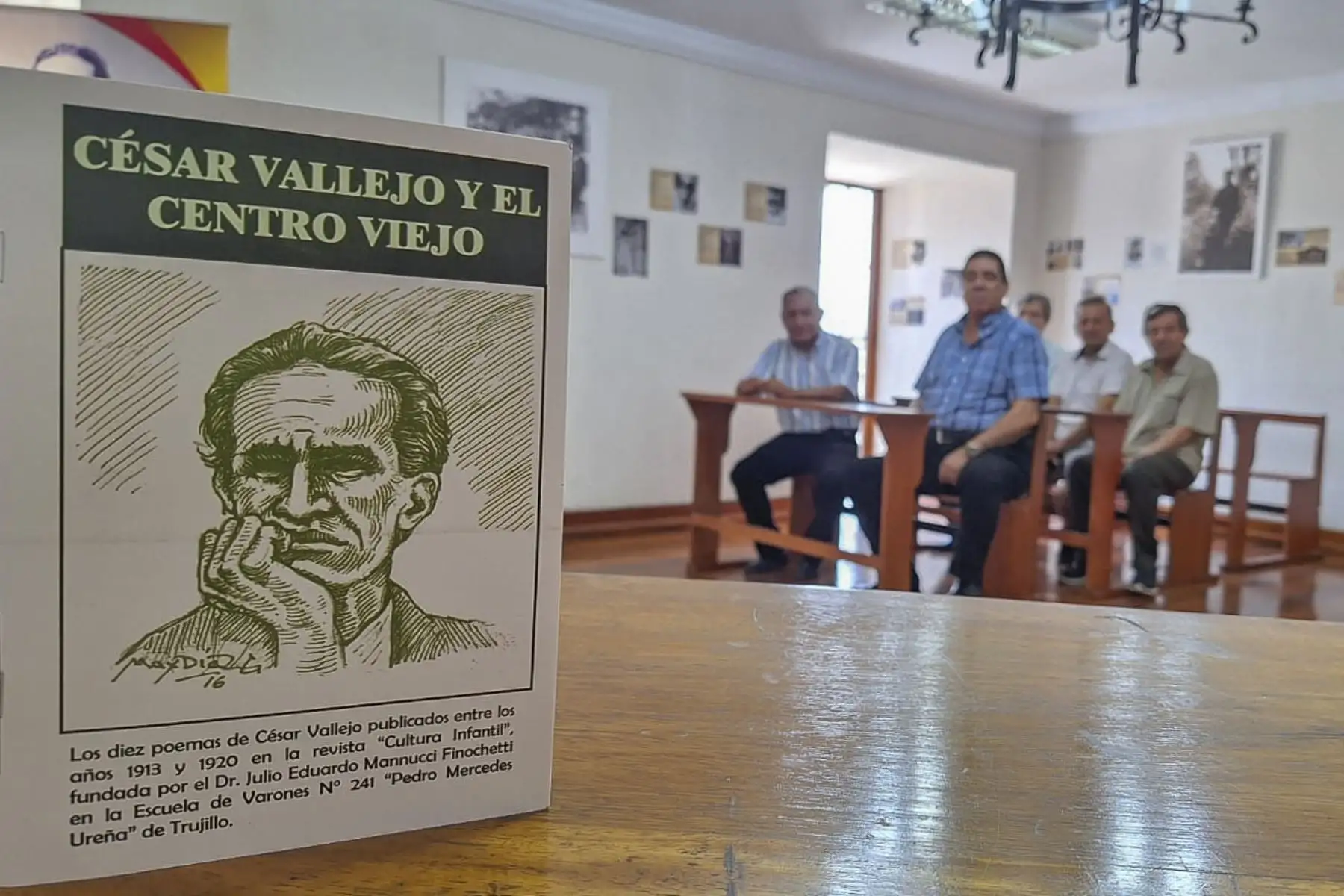 Entre los años 1913 y 1917, el vate universal César Abraham Vallejo Mendoza publicó 10 poemas de corte pedagógico en la revista escolar Cultura Infantil de la escuela 241 Pedro Mercedes Ureña, también conocida como ‘Centro Viejo’, ubicada en la intersección de los jirones Independencia con Almagro, frente a la plaza principal de Trujillo, en la región La Libertad, hoy convertida en la Casa de la Identidad.
Foto: ANDINA/Luis Puell