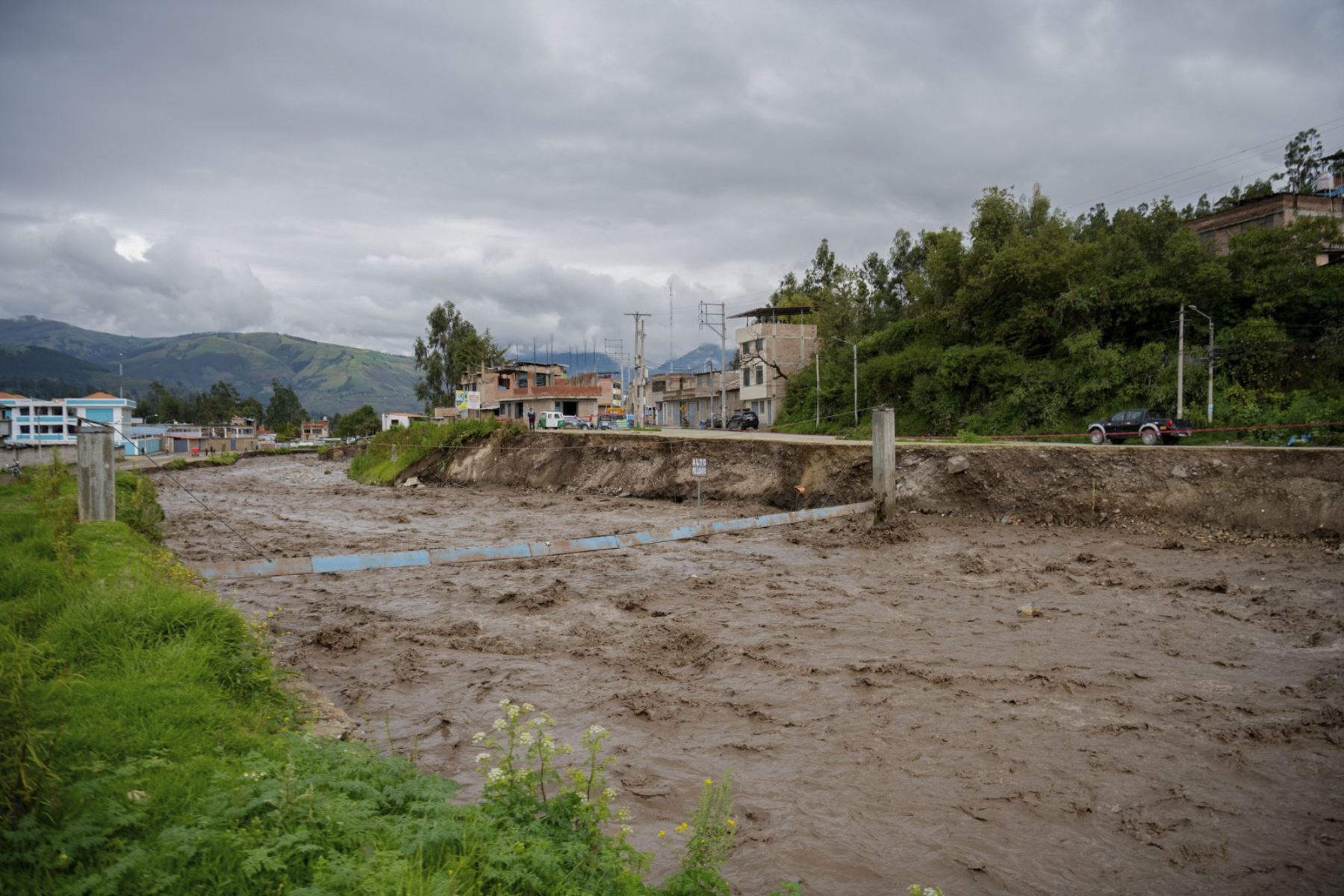 El desborbe del río Chumbao deja seis víctimas mortales  y cuantiosos daños materiales en la provincia de  Andahuaylas, en Apurímac.