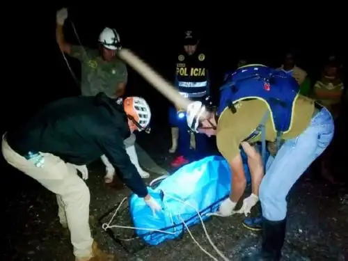 Un muerto deja un deslizamiento de rocas a causa de las lluvias intensas que se registran en el distrito de Pozuzo, en la selva de Pasco. ANDINA/Difusión