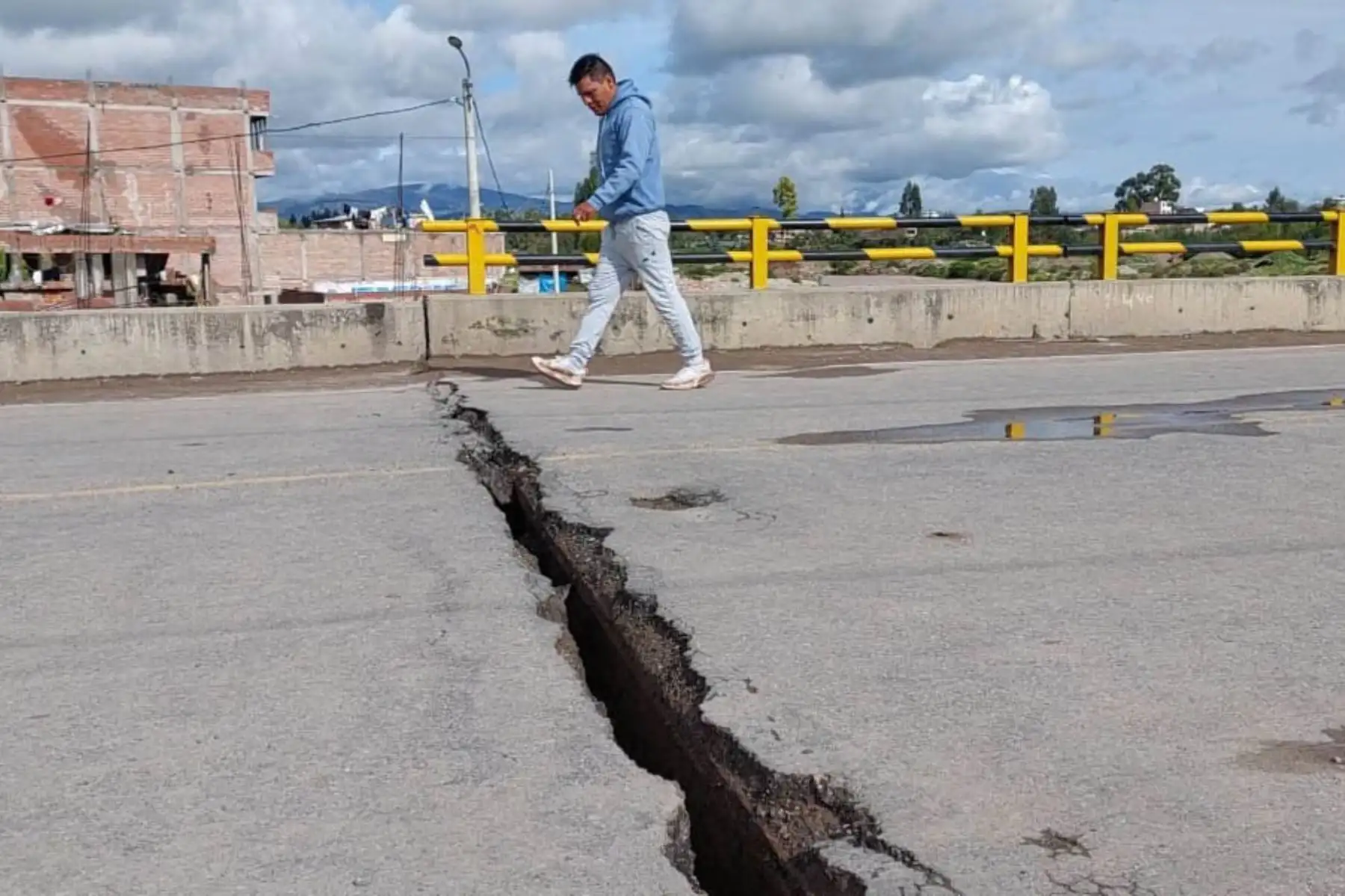 El puente Cunas une los distritos de Pilcomayo (Huancayo) y Huamancaca Chico (Chupaca). Foto: ANDINA/Cortesía Pedro Tinoco